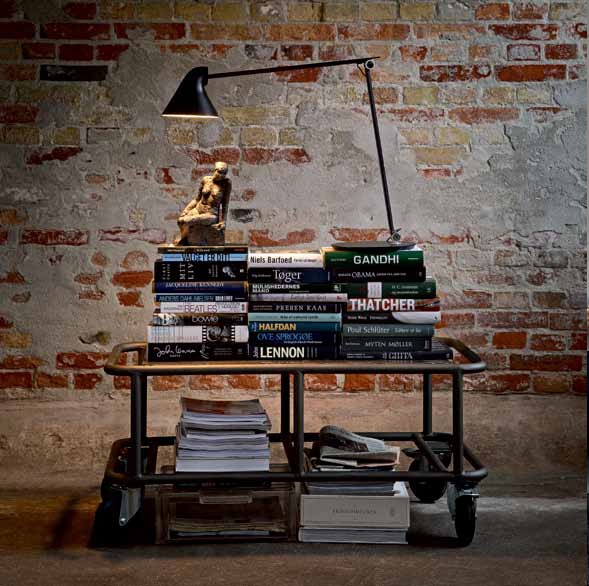 NJP Tischleuchte Louis Poulsen