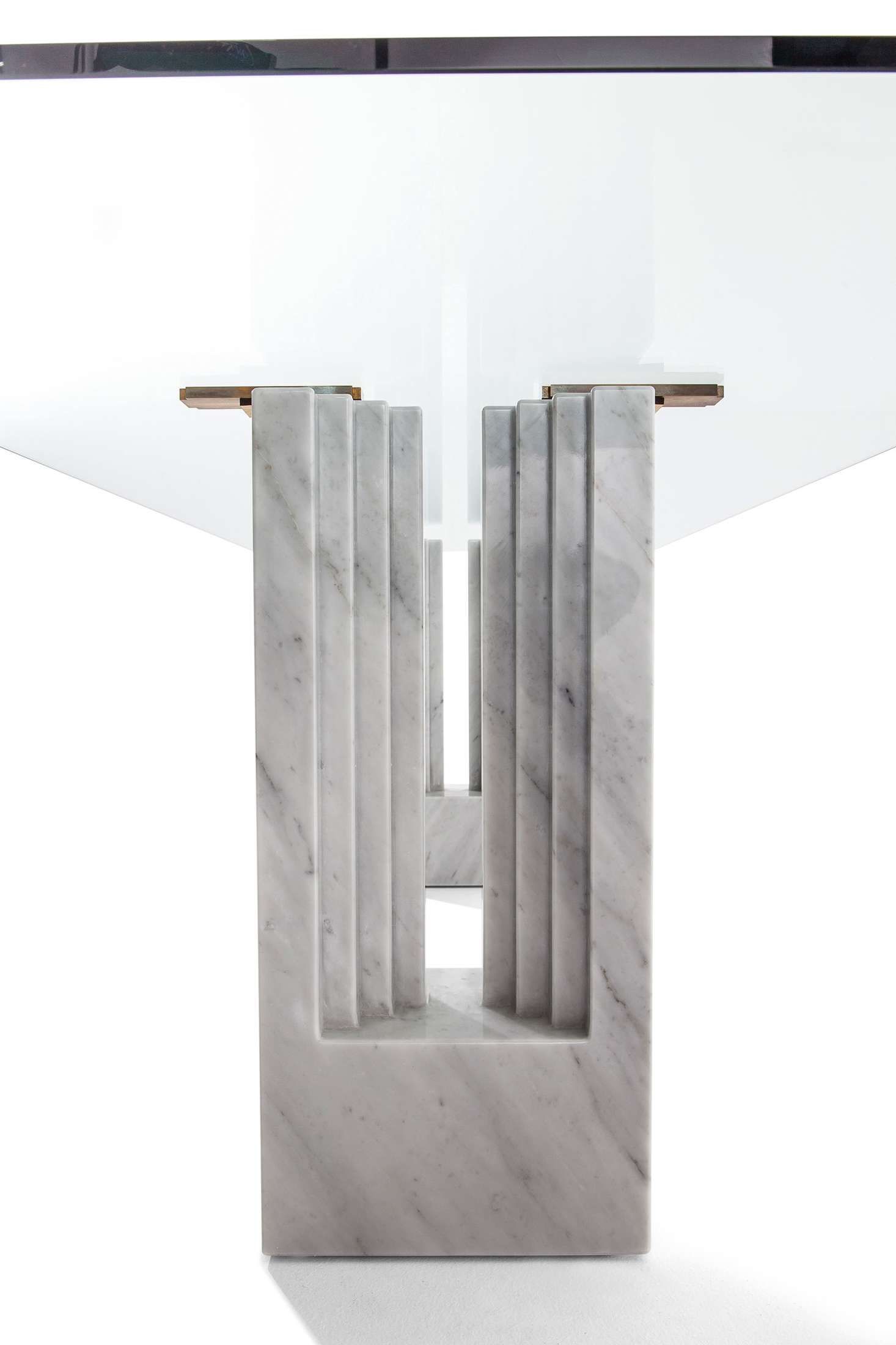 W04 Delfi Esstisch Cassina