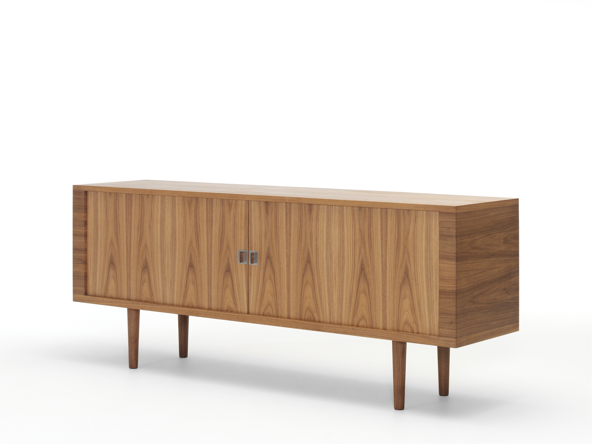 CH825 Credenza Sideboard Carl Hansen & Søn Farbe walnuß geölt Gestell massives Holz