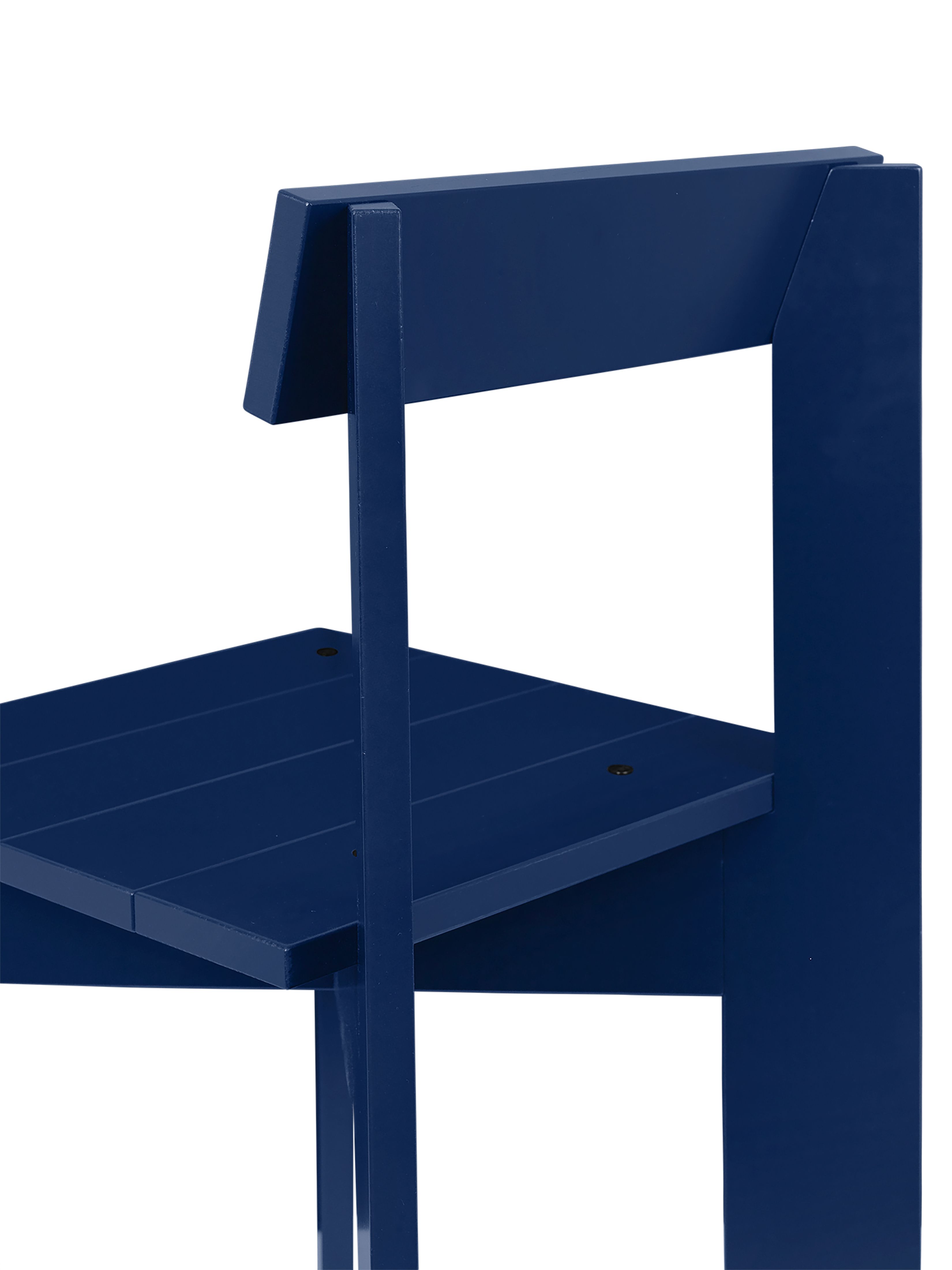 Detailaufnahme des Ark Dining Chair Stuhls von Ferm Living, Buche blau lackiert, Esszimmerstuhl.