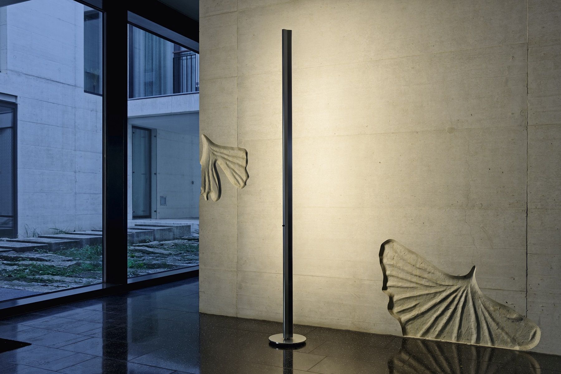 Ypsilon Stehleuchte Belux