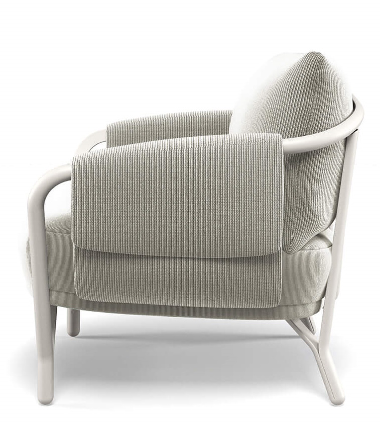 Angel Lounge Chair Sessel Outdoor Emu, seitliche Ansicht, bequemer Outdoor Sessel mit Armlehne.