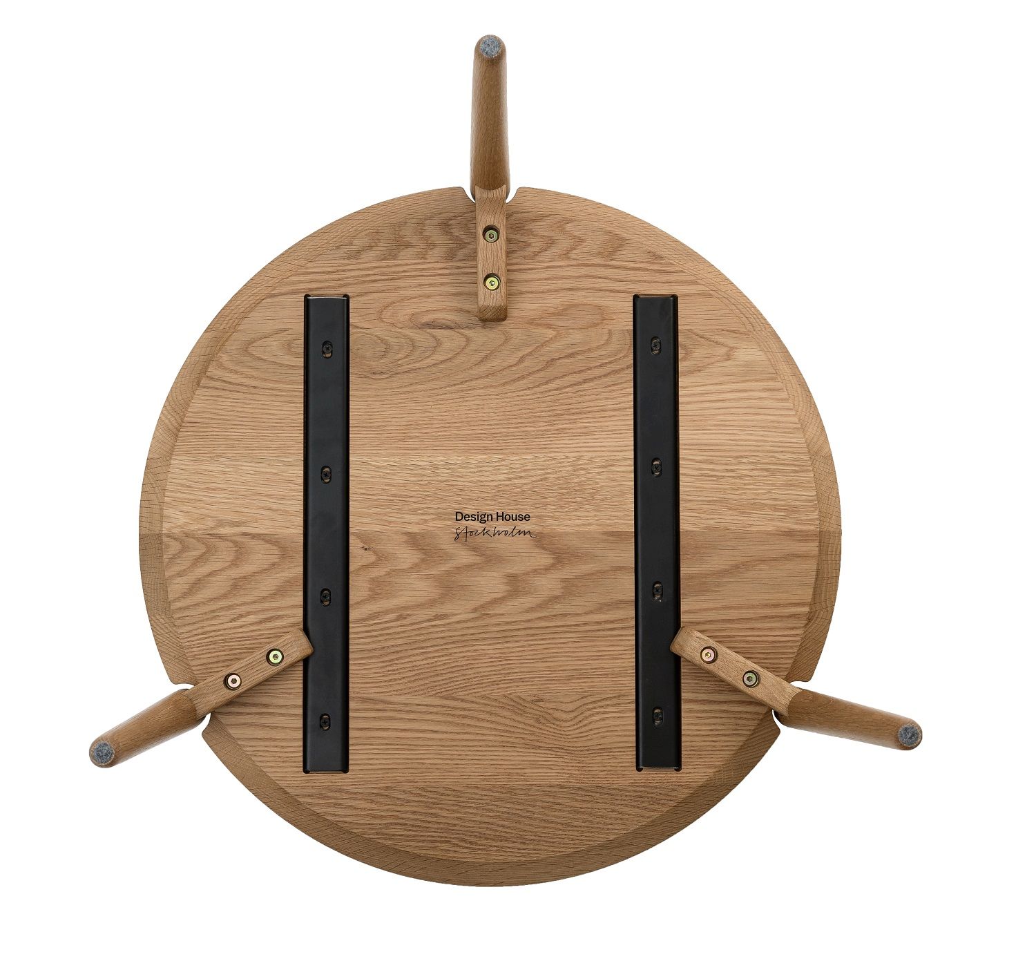 Ansicht von unten: Aria Table Beistelltisch von Design House Stockholm aus hellem Holz.