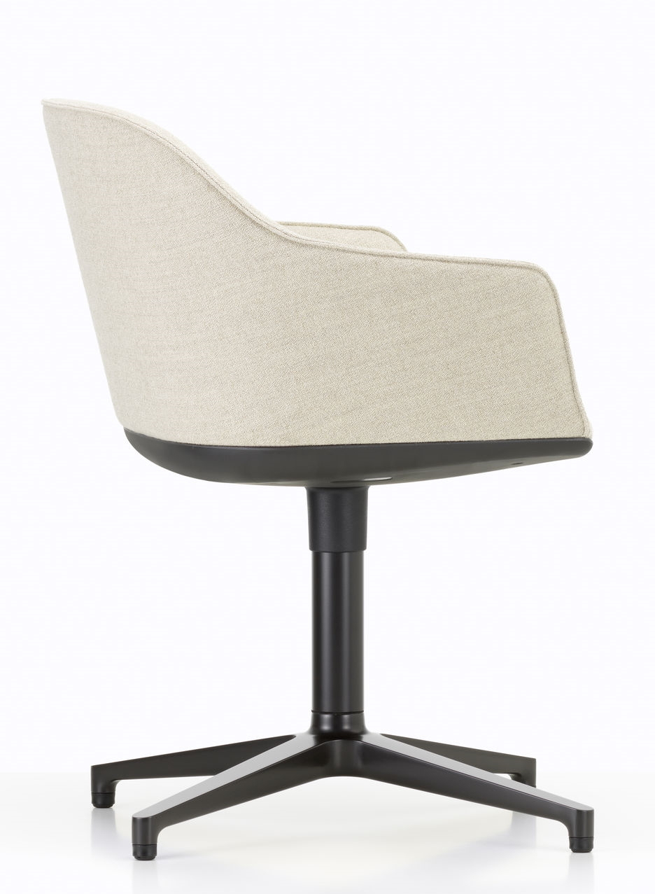 Vitra Softshell Chair mit Viersternfuß, Stoffbezug in Beige, Bürostuhl und Konferenzstuhl.