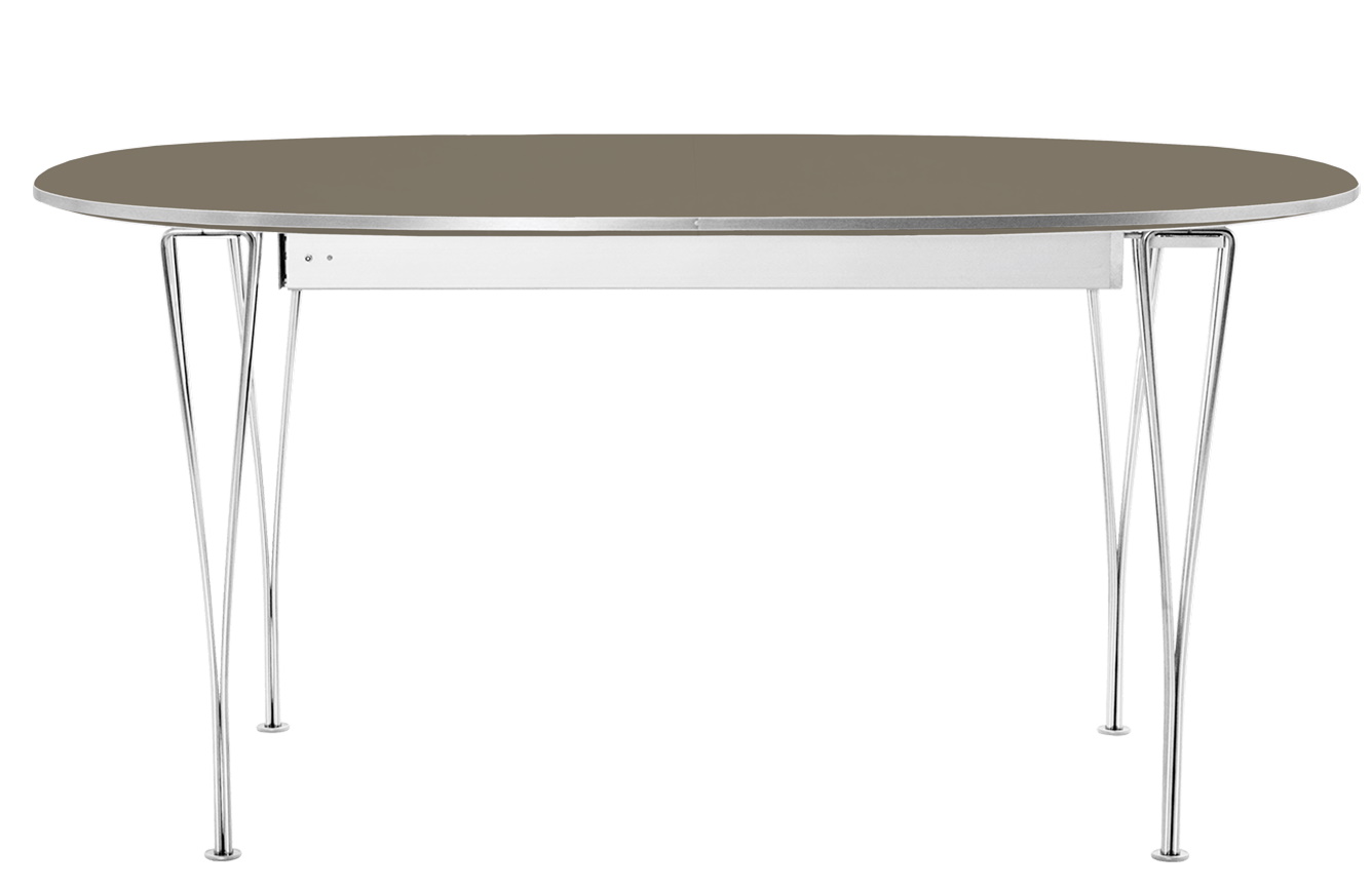 Fritz Hansen Super Elliptisch Ausziehtisch mit grauer Tischplatte und verchromtem Stahlgestell, Frontansicht.