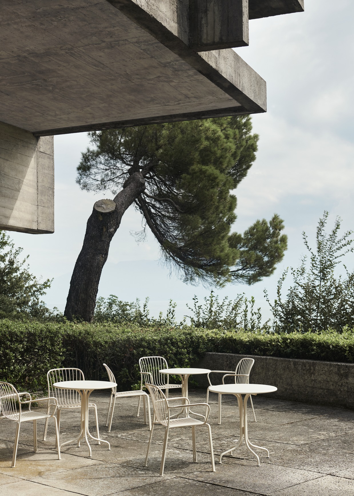 Thorvald SC95 Outdoor Armchair Armlehnenstuhl AndTradition