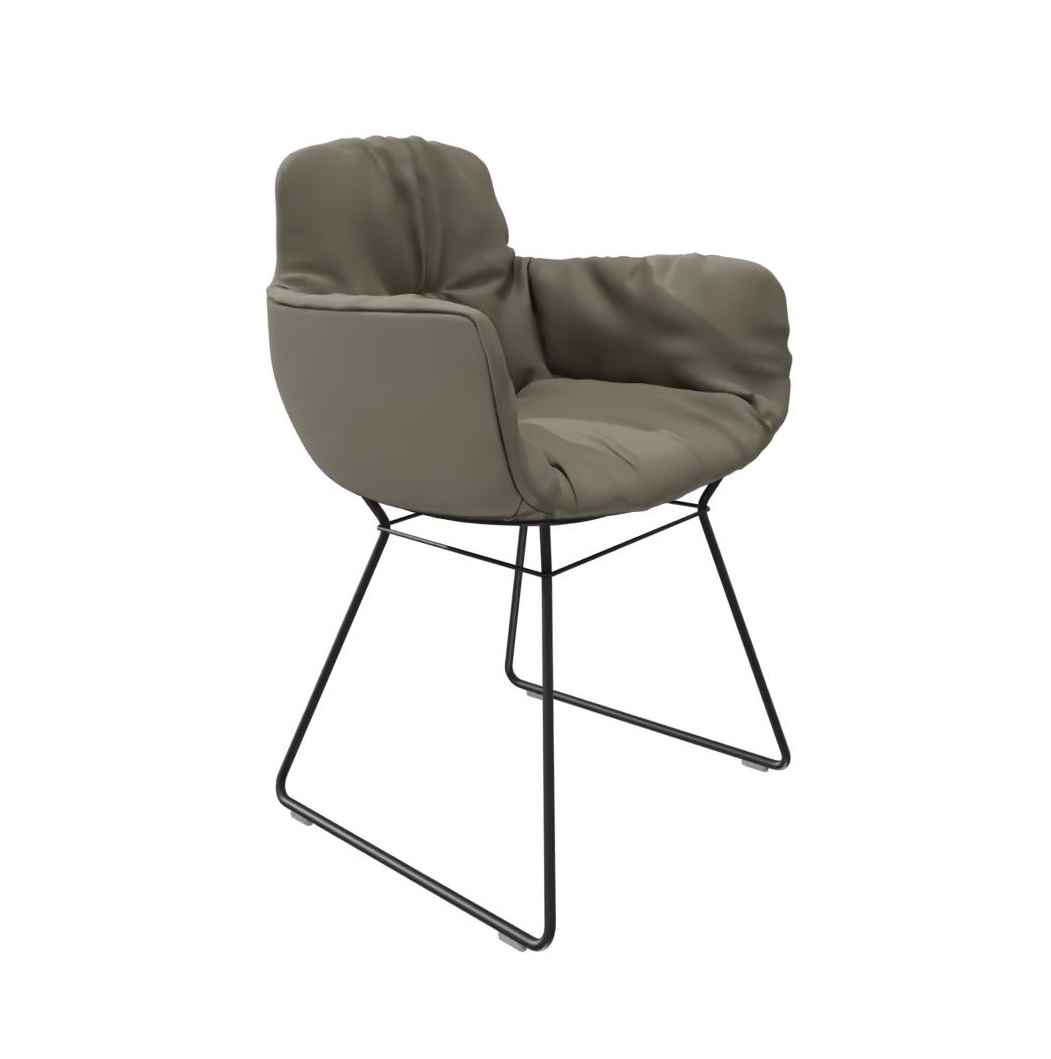 Leya Stuhl mit hoher Armlehne, Leder Sahara, Freifrau Manufaktur, moderner Designstuhl.