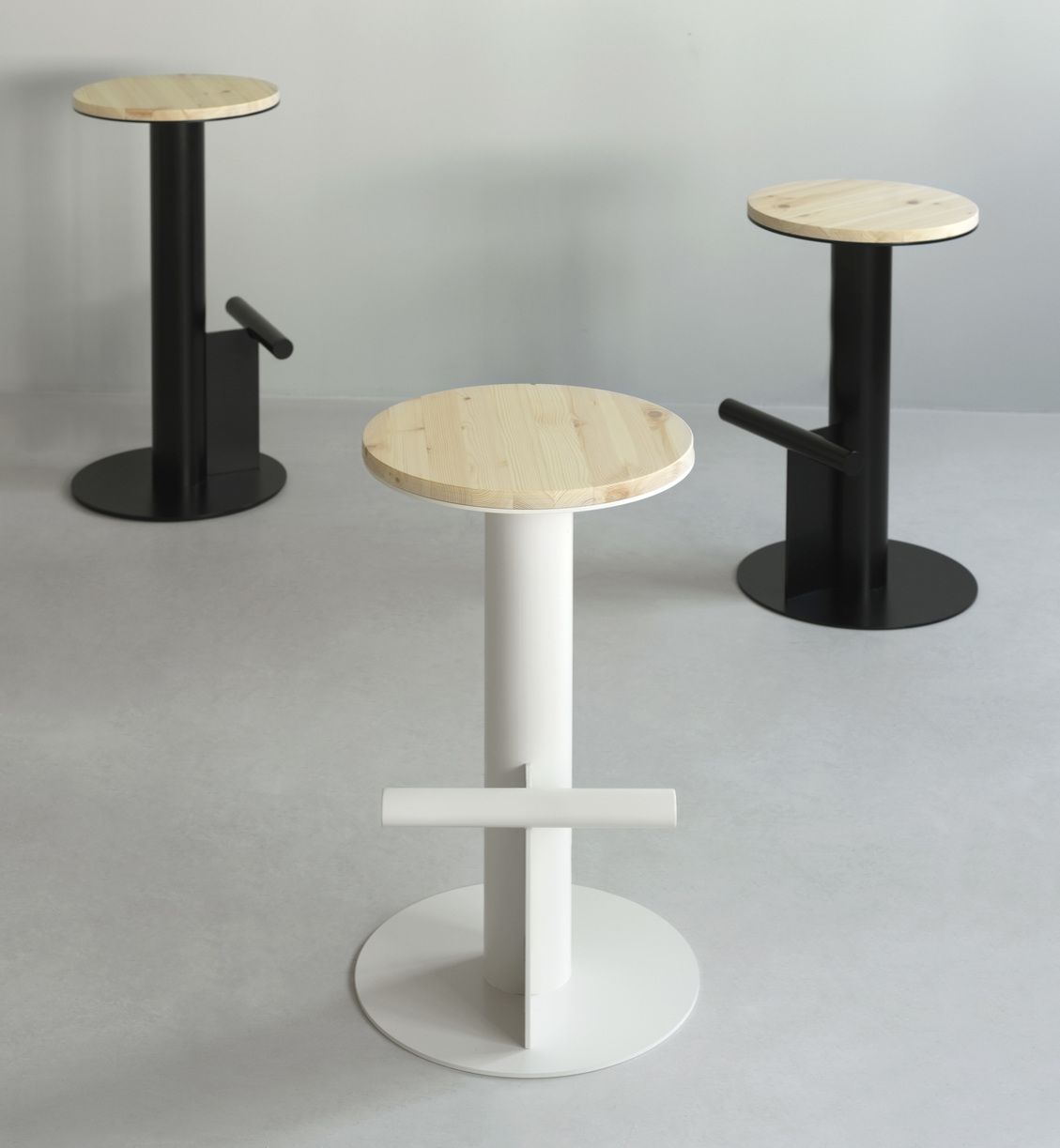 Pole Barstool Barstuhl / Barhocker Normann Copenhagen