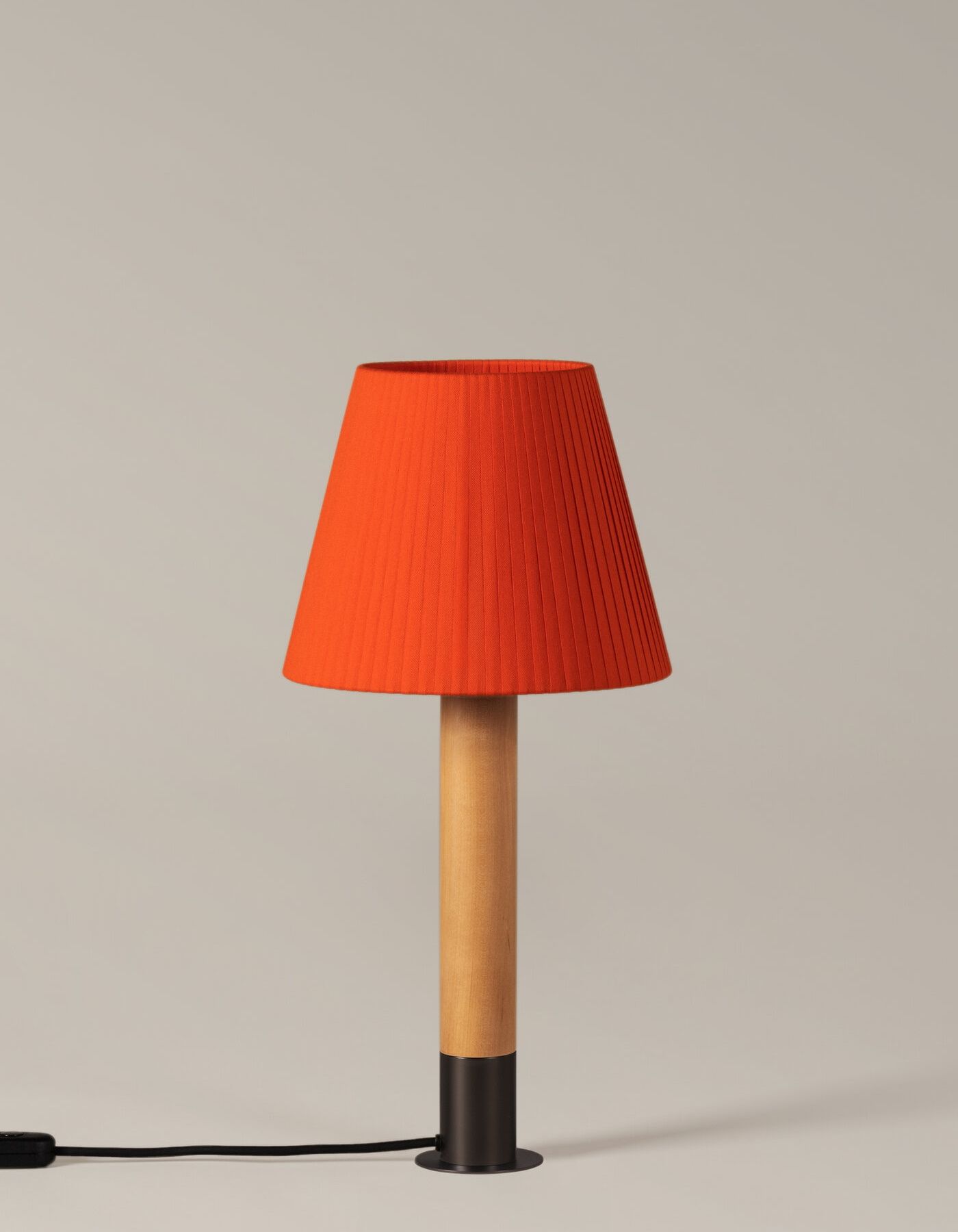 Basica Tischleuchte Santa & Cole