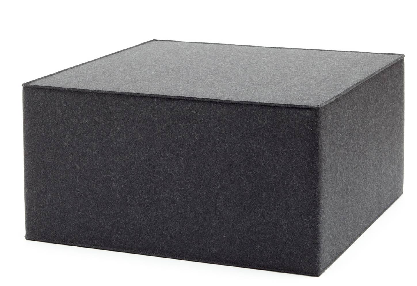 Grauer Big Quart Sitzhocker von Hey Sign aus Filz, quadratisch und minimalistisch.