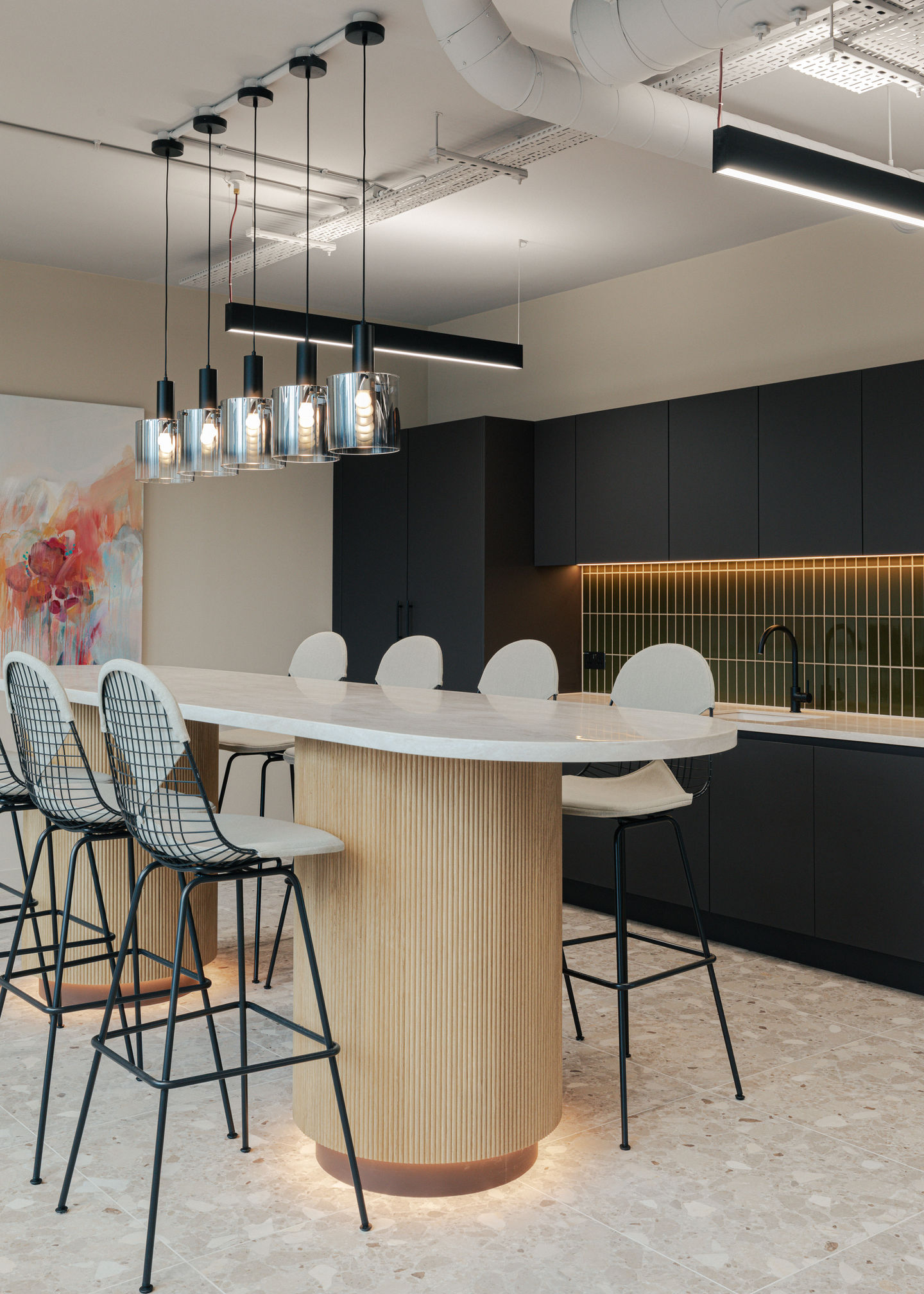 Eames Wire Bar Stool Barhocker High mit Sitz- und Rückenpolster Vitra