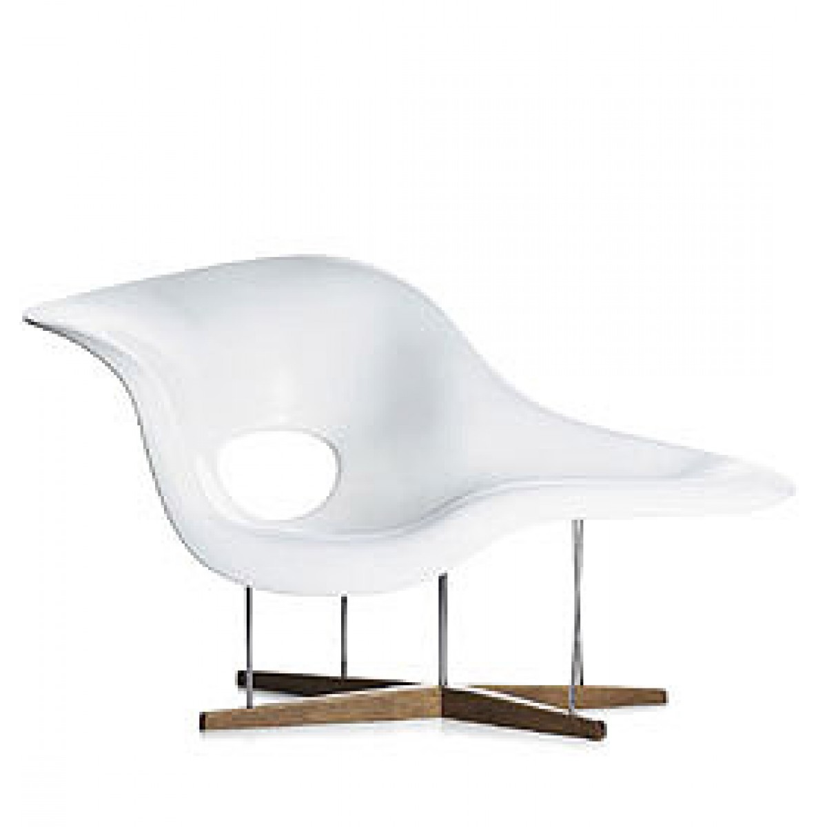 Weiße La Chaise Liege von Vitra, moderner Designklassiker mit Holzfuß und Stahlgestell.