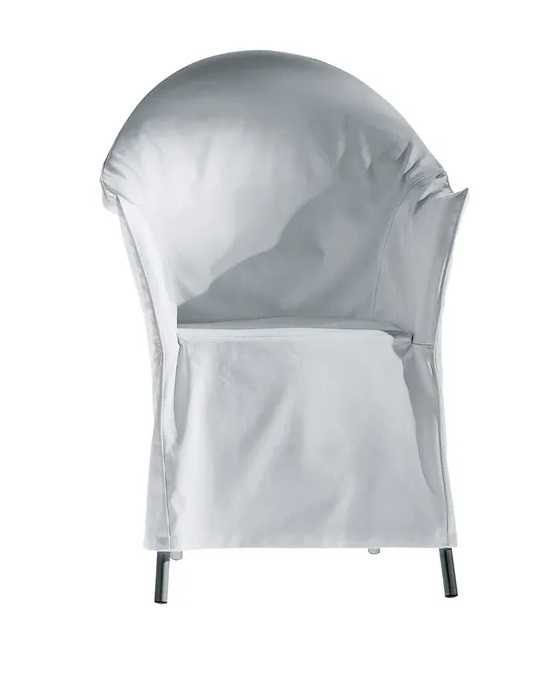 Weißer LORD YO Bezug von Driade für Sessel, moderne Möbelhülle für stilvolles Wohnen.