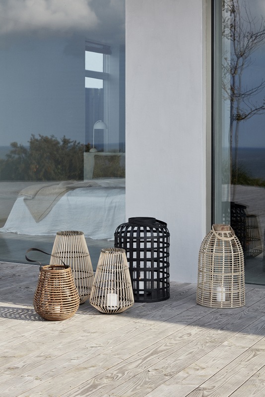 Verschiedene Rattan Laternen mit Glas, hübsche Deko-Laternen für Innen und Außen, EINZELSTÜCKE.