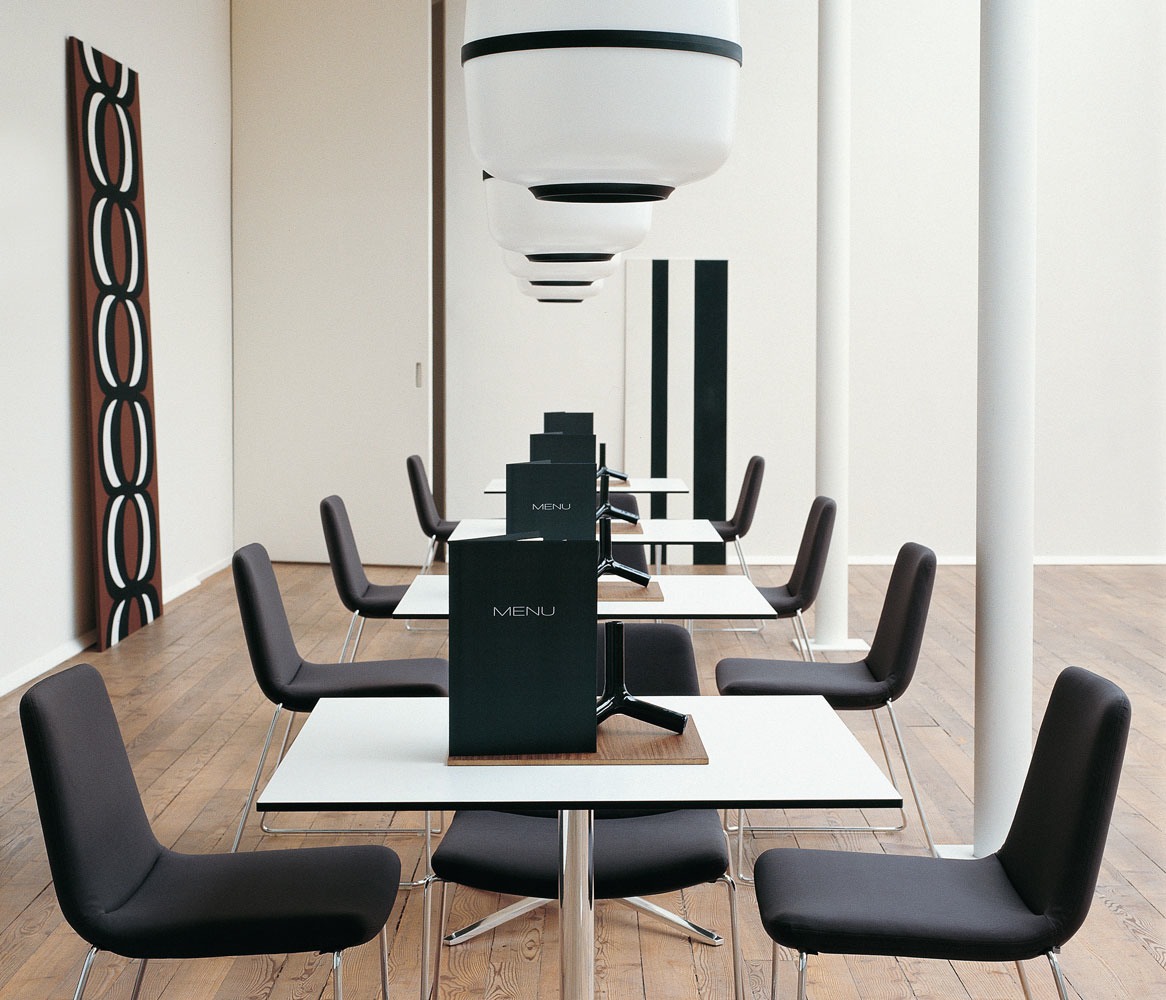 Cosmos Stuhl B&B Italia