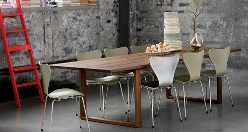 Essay Tisch Fritz Hansen - QUICK SHIP