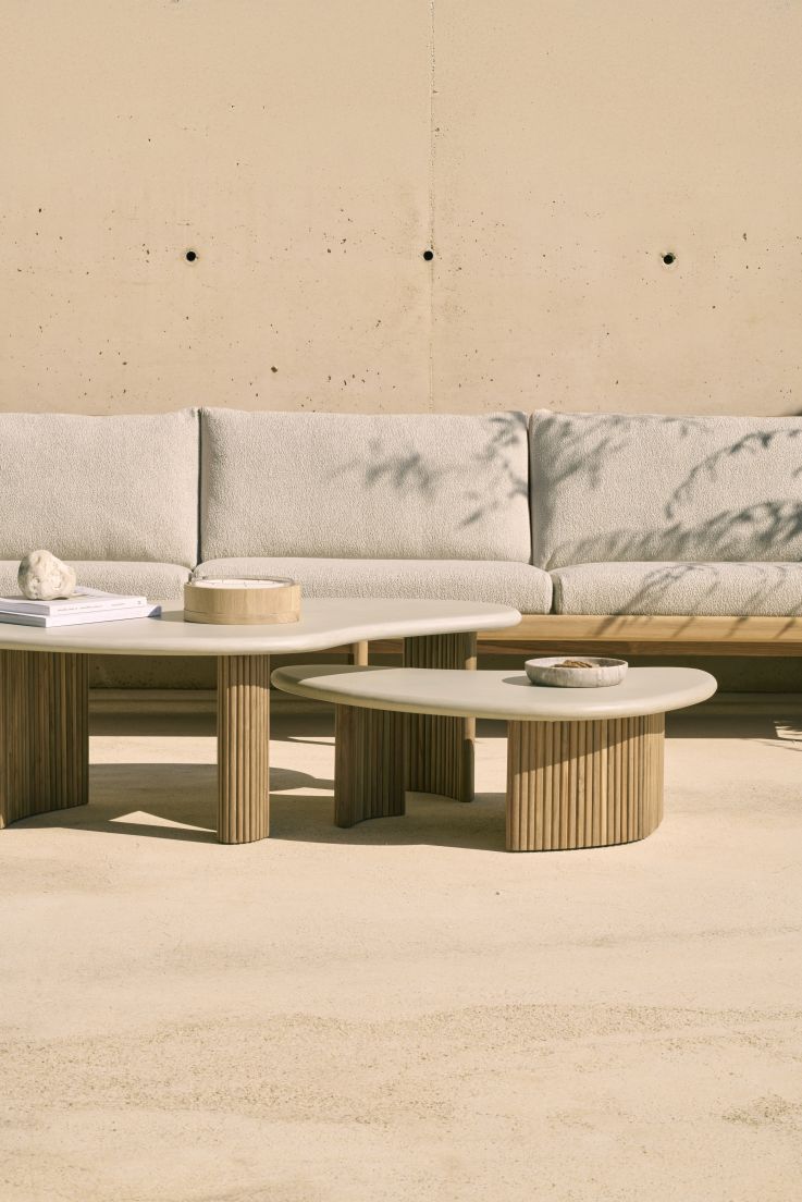 Boomerang Outdoor Couchtisch Beton/Teak Ethnicraft