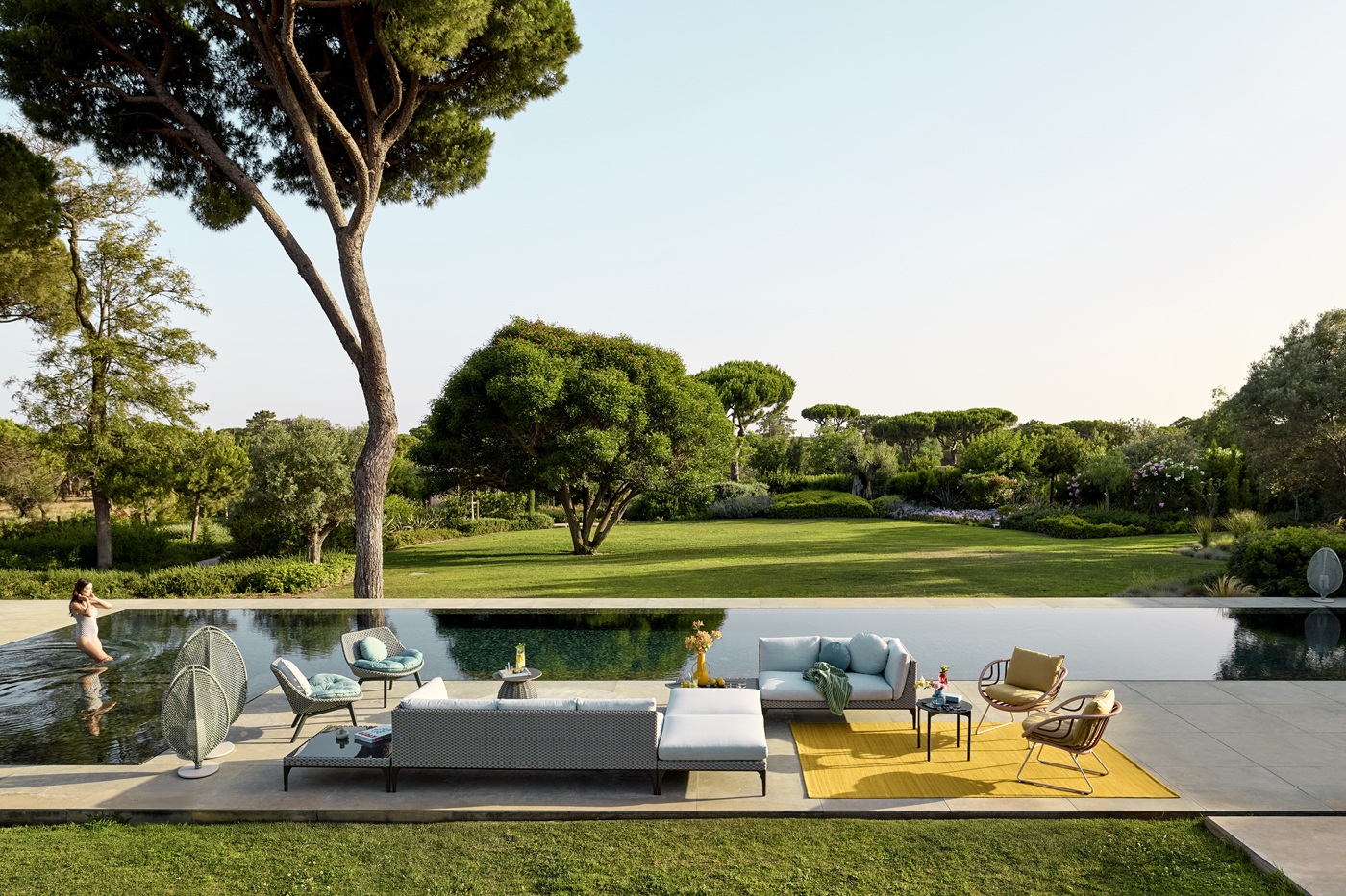 KIDA Outdoor Footstool Hocker Dedon