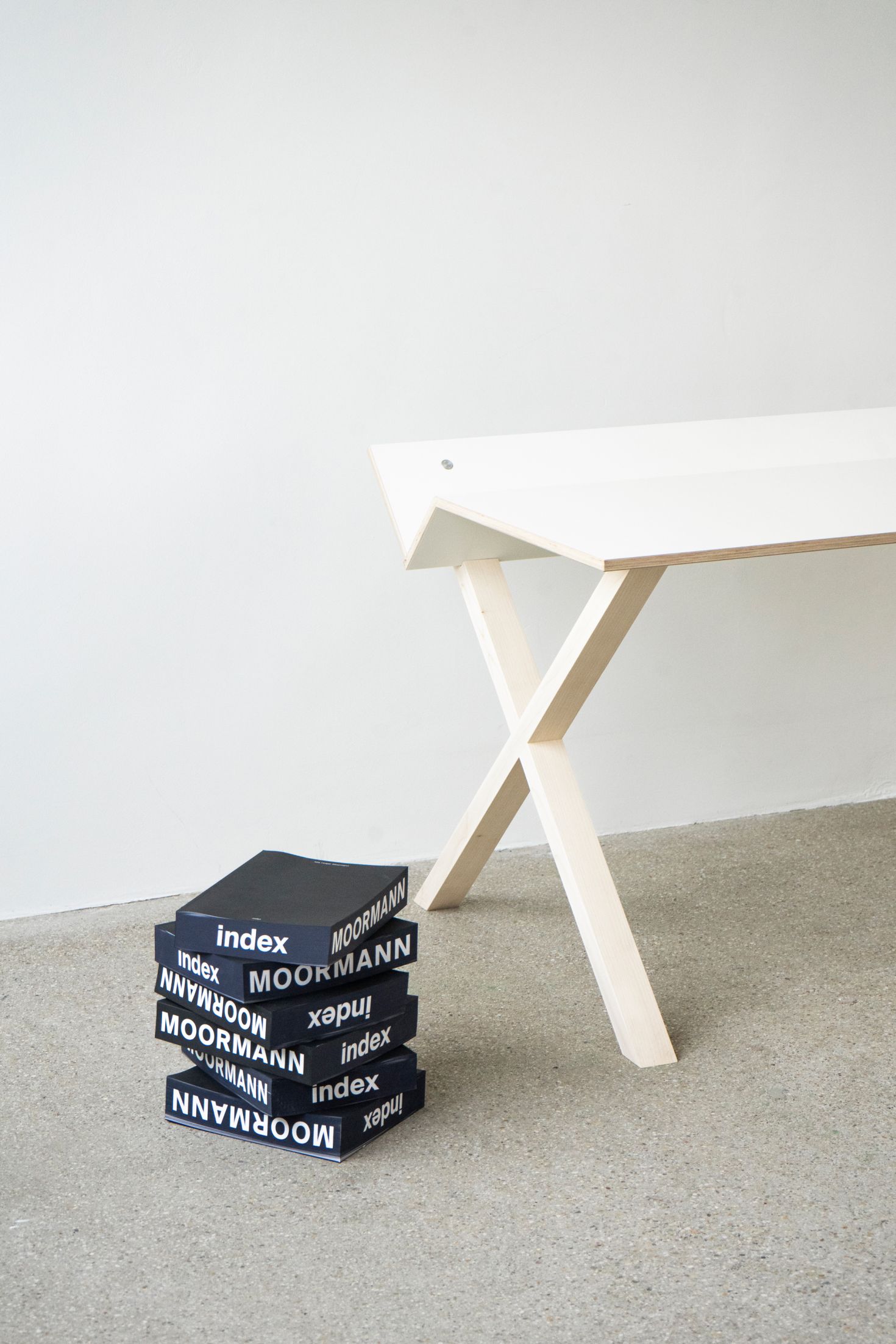 Kant Schreibtisch Nils Holger Moormann