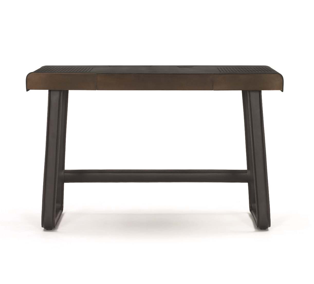 Freistehender Pegasus Home Desk Schreibtisch von ClassiCon, braune Tischplatte und dunkles Gestell.