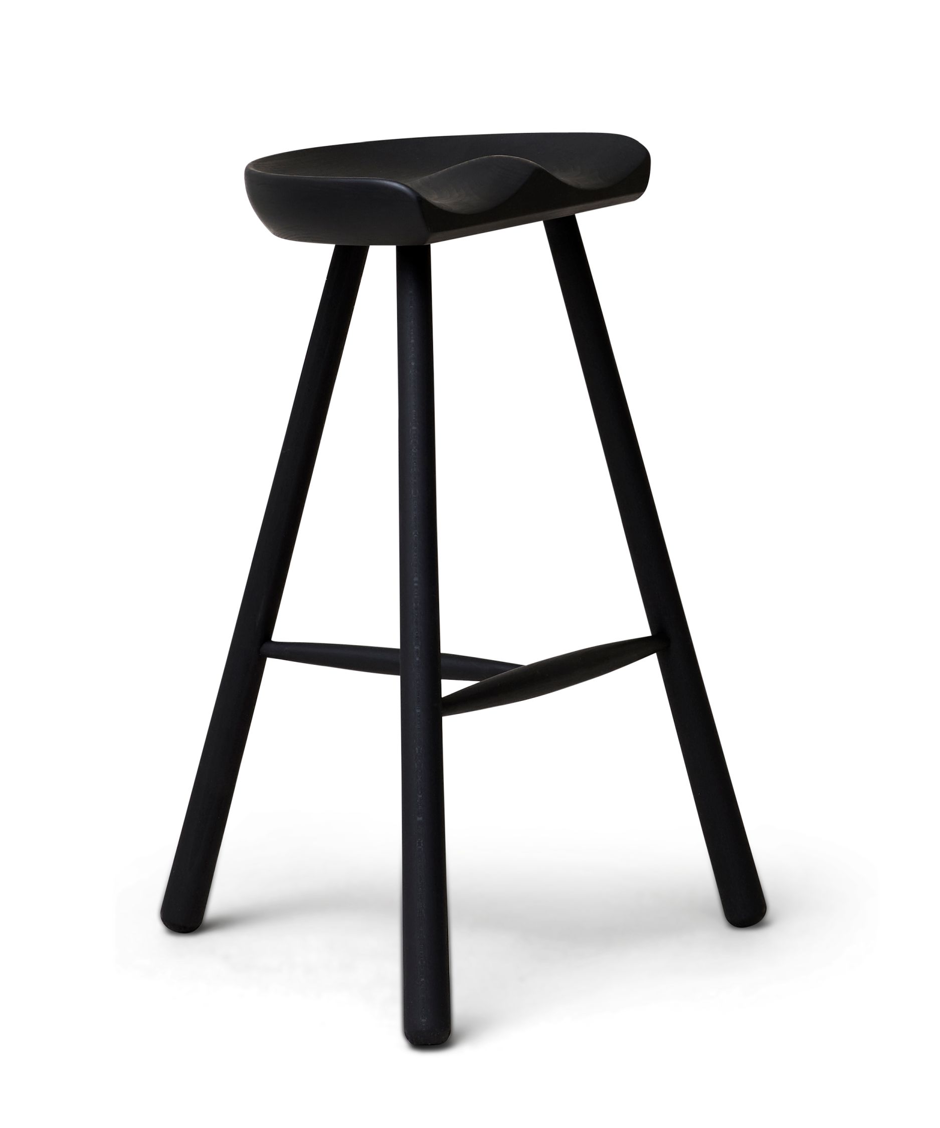 Shoemaker Chair No. 68, Buche schwarz gebeizt von Form & Refine, Hocker, Sitzmöbel.