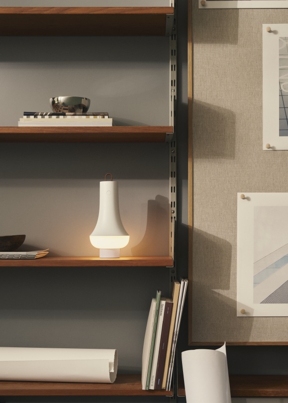 Tomoshi Portable Akkuleuchte / Tischleuchte Louis Poulsen