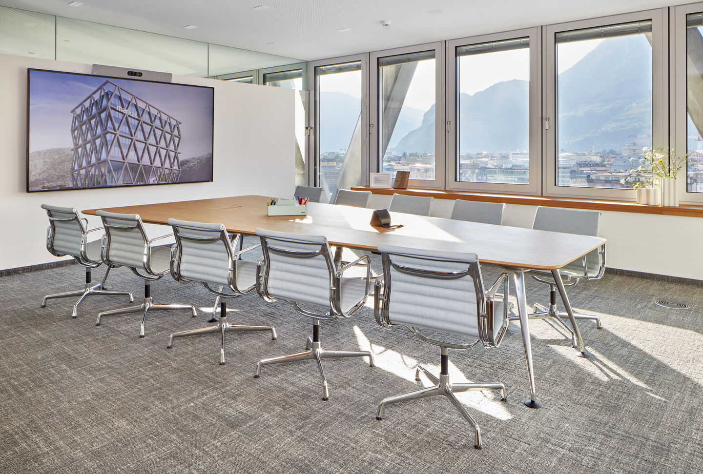 Aluminium Chair EA 103 / EA103 Stuhl Vitra