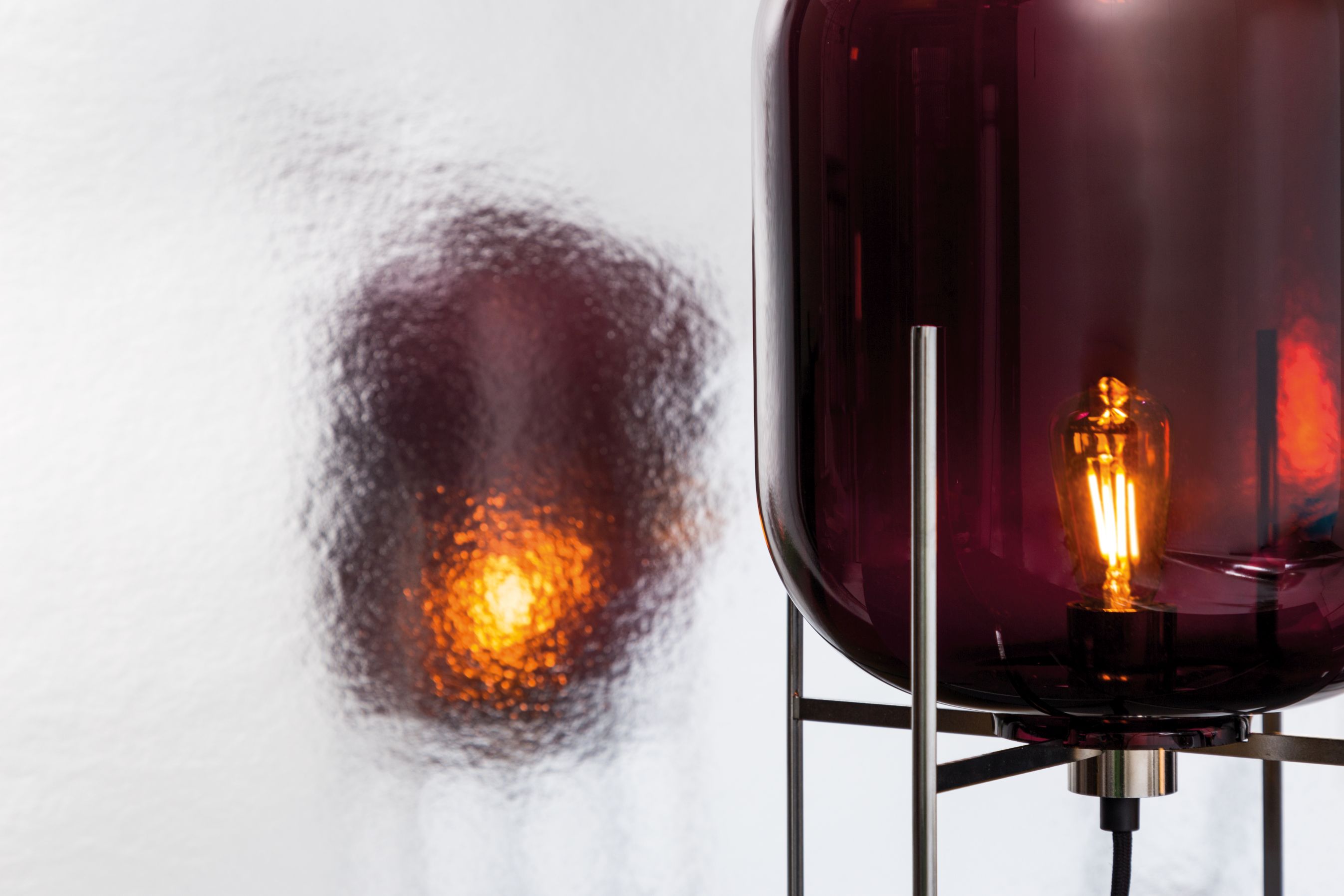 Oda Small Tischleuchte moonlight white Pulpo