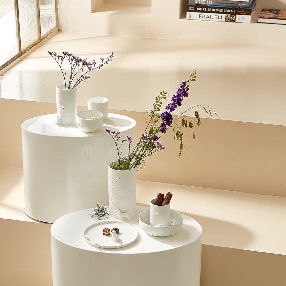 Vase Hund stehend Räder