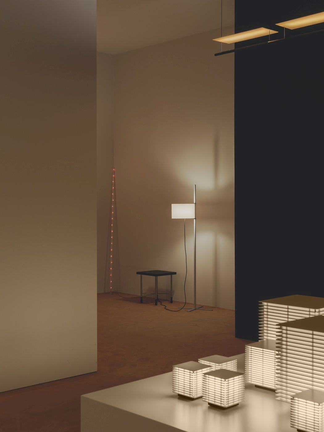 Shiro 17 Interior Table lamp Tischleuchte Santa & Cole