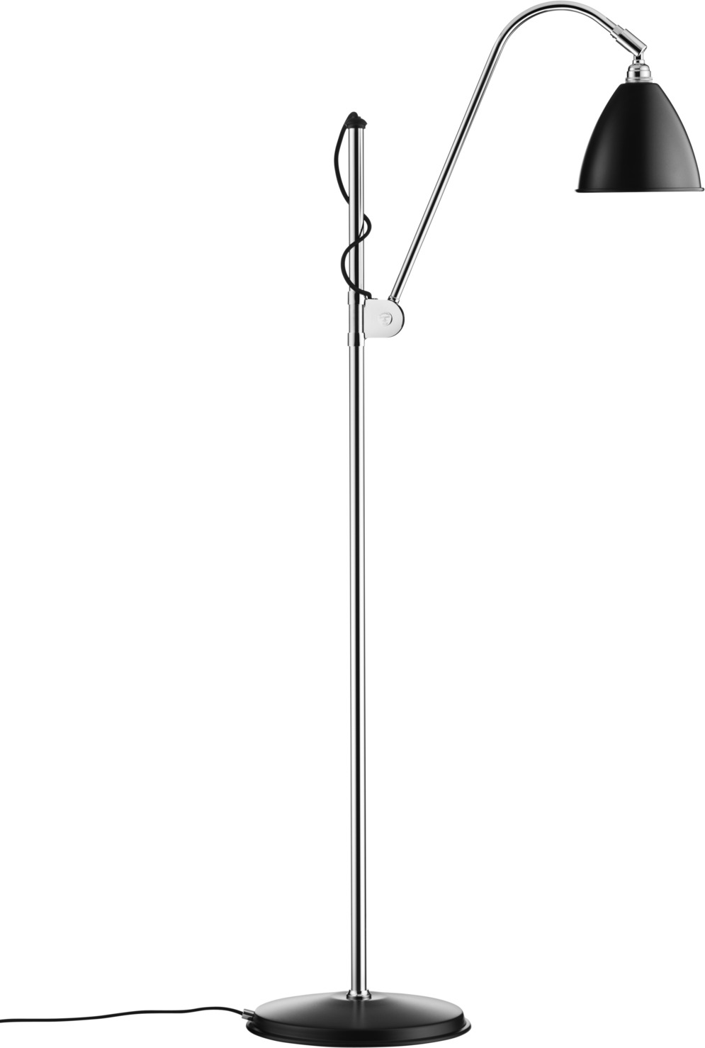 Bestlite BL3 Stehleuchte von Gubi in Schwarz und Chrom, moderne Wohnzimmerlampe.