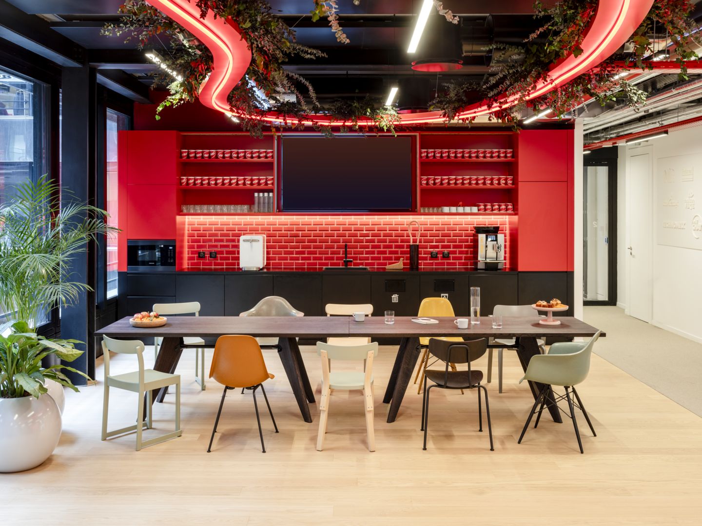 Eames Fiberglass Chair DSX Stuhl Vitra