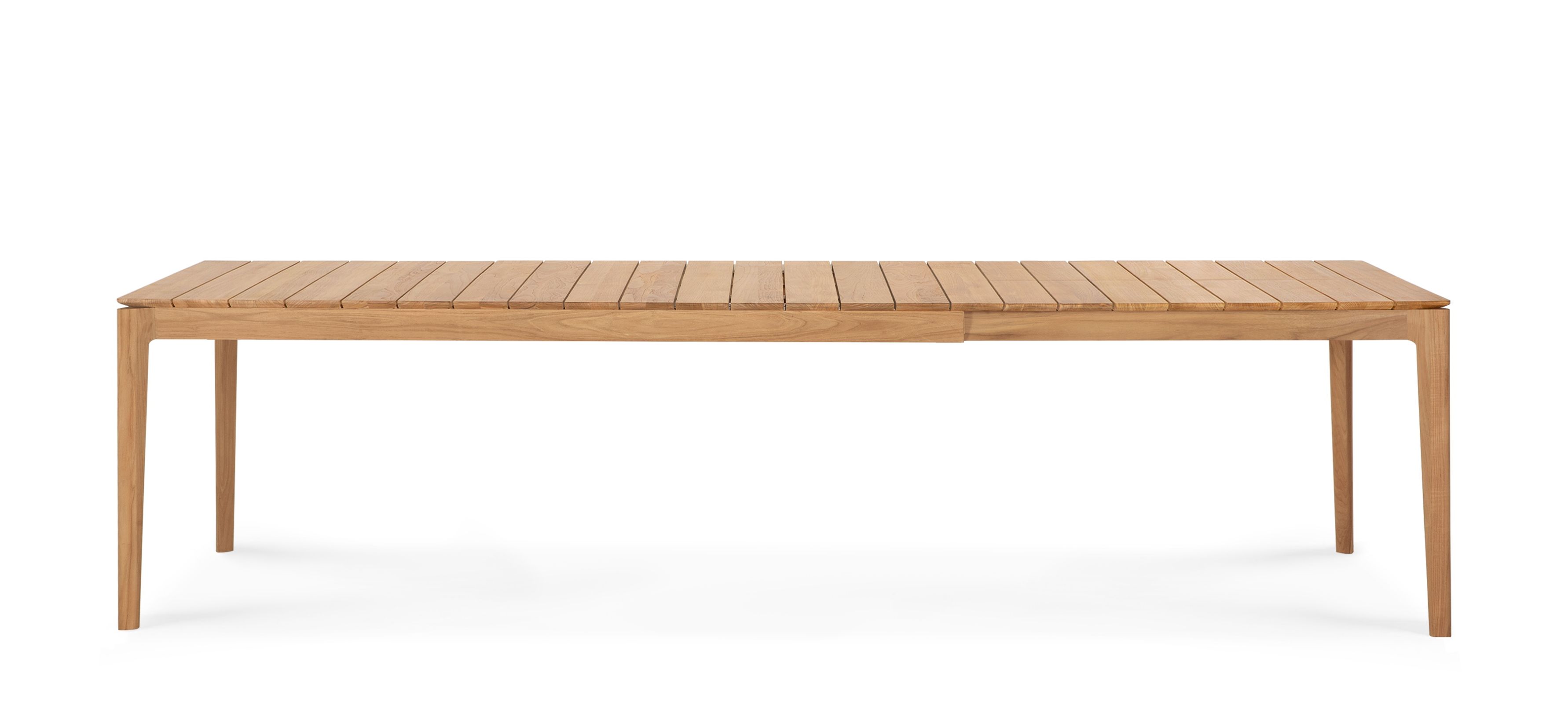 Bok Tisch von Ethnicraft: Ausziehbarer Gartentisch aus Teakholz für den Außenbereich.