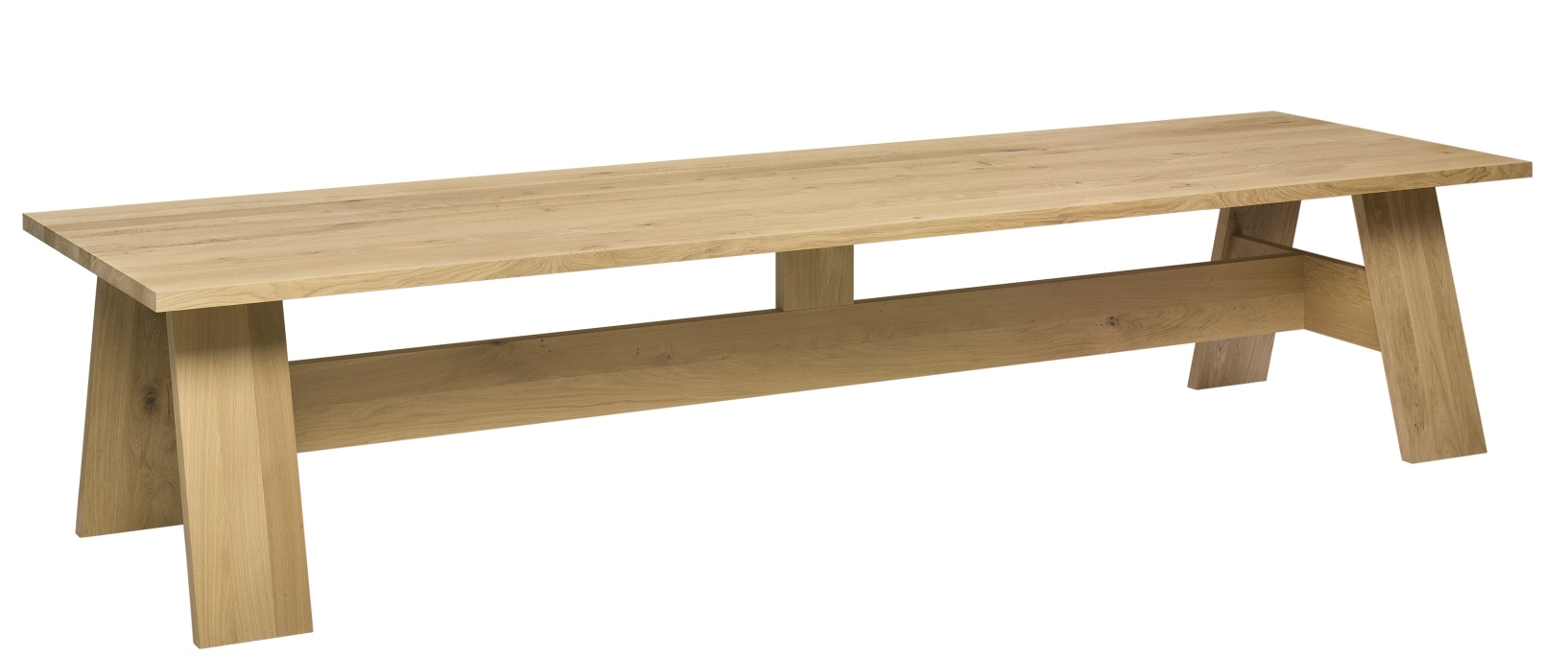 Fayland Tisch aus geölter Eiche von e15, modernes Design für Esszimmer und Wohnbereich.