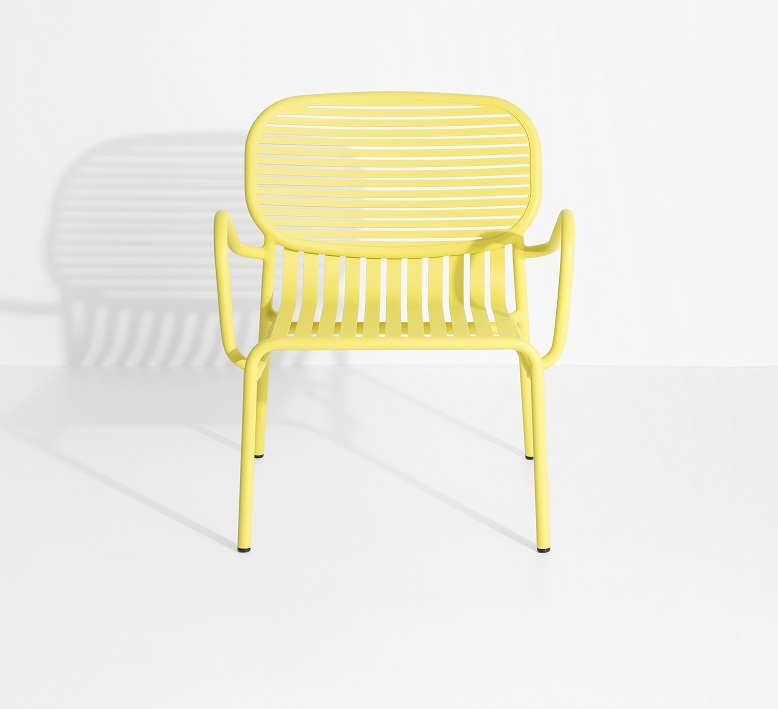 Week-End Garden Armchair Sessel von Petite Friture in Gelb, moderner Outdoor Sessel für Garten und Terrasse.