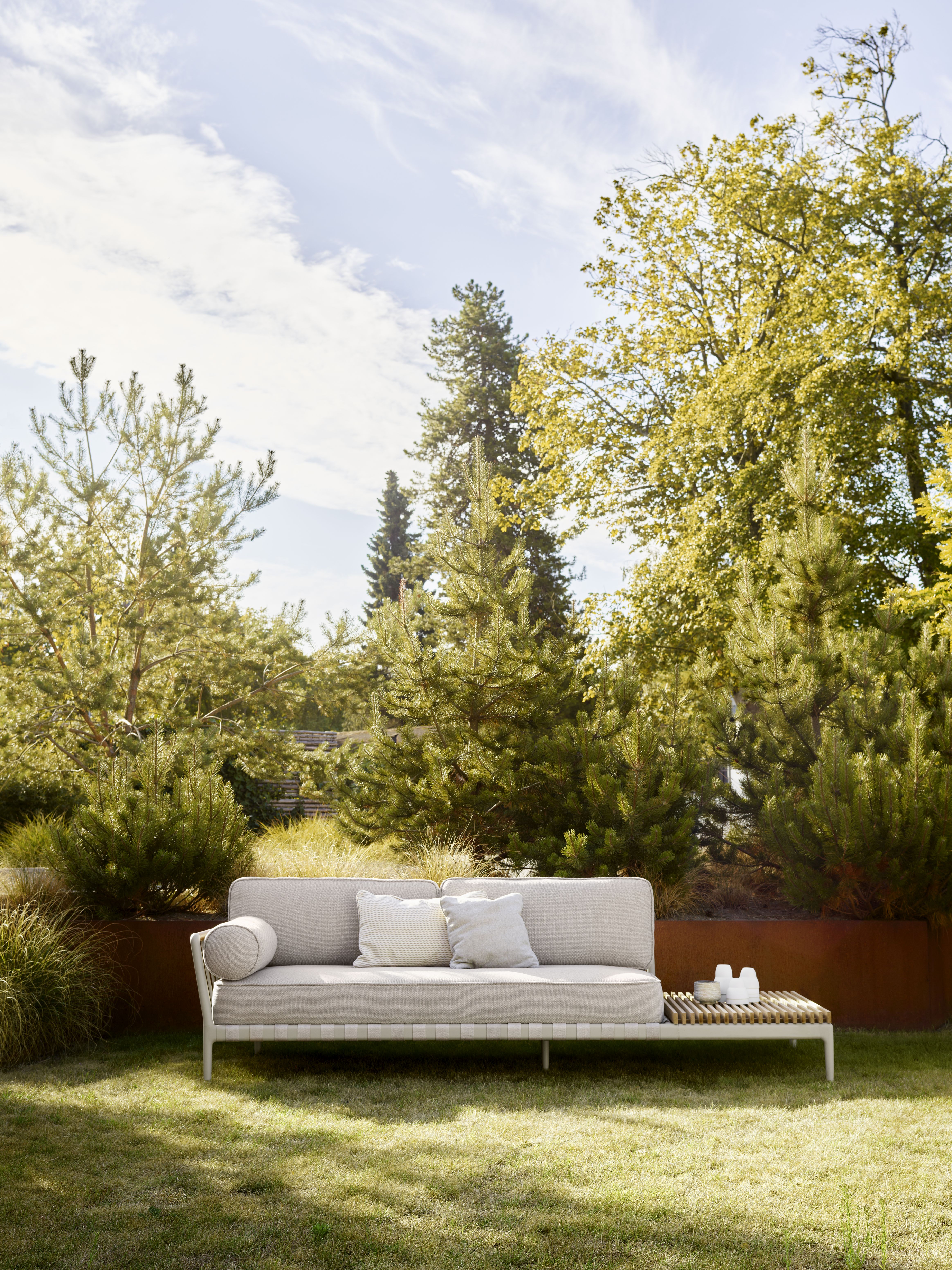 Open-Air Outdoor Sofa offenes Ende links Vipp