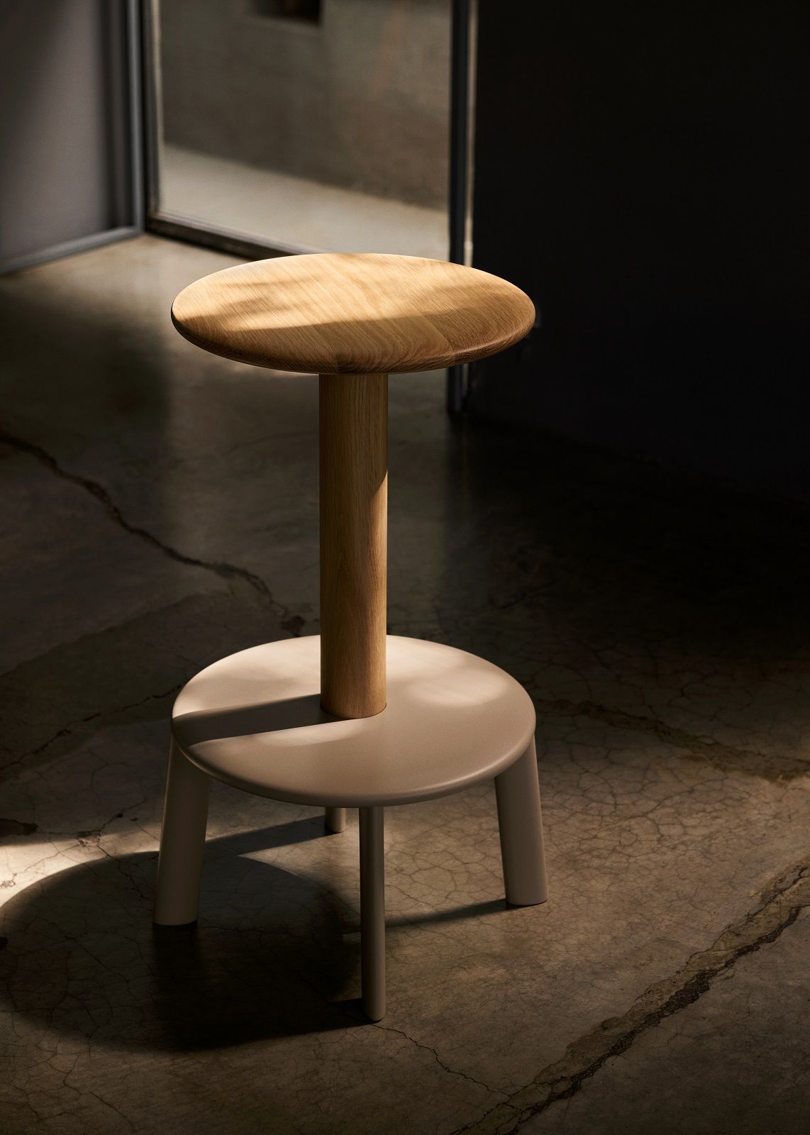 Massif Hocker von AndTradition: Moderner Barhocker aus Holz und lackiertem Metall. Design Hocker.
