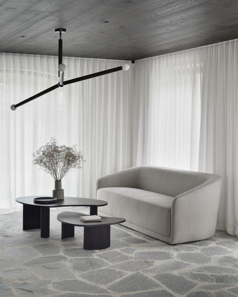 Boomerang Couchtisch Mahagoni Ethnicraft