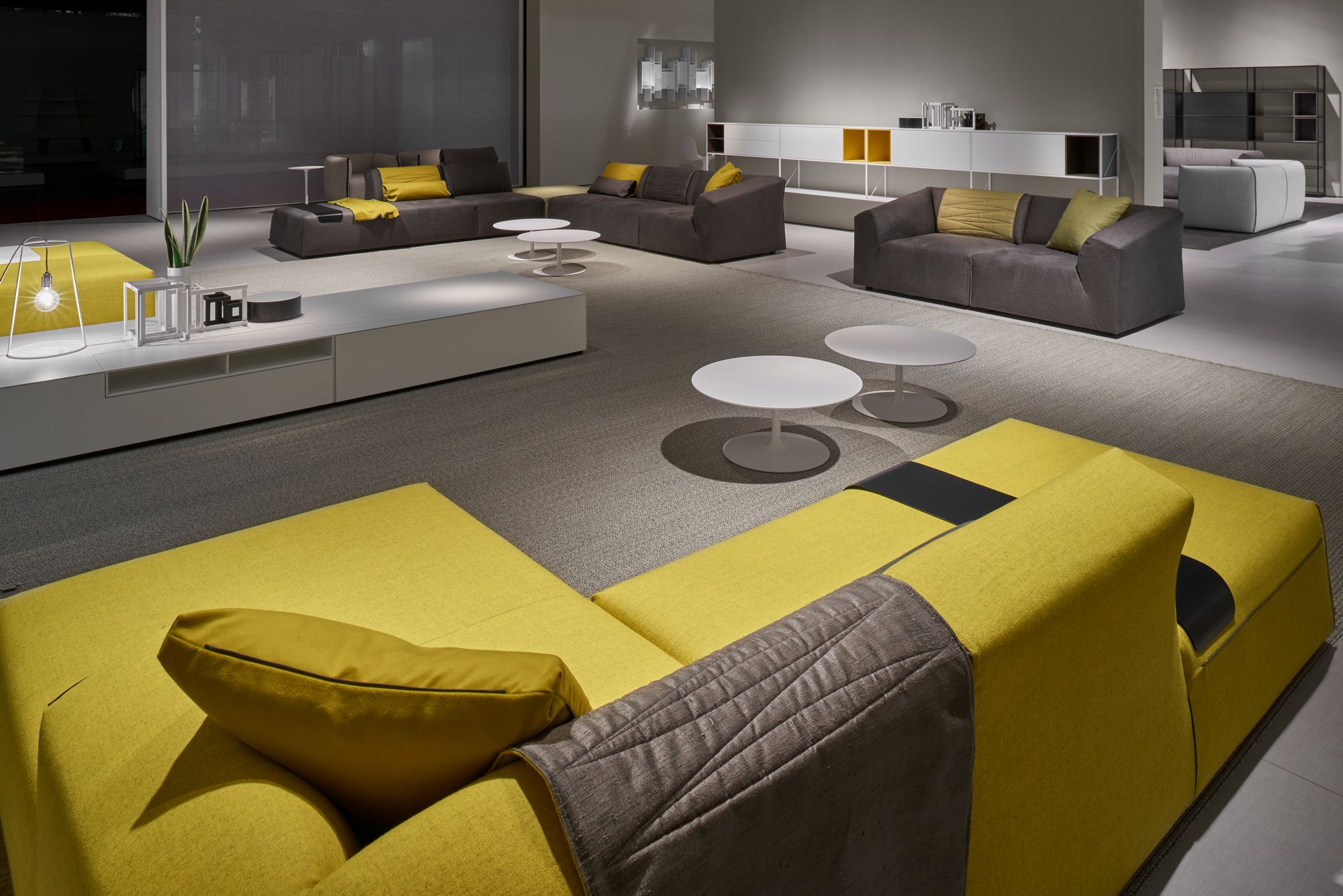 Flow Low Table Couchtisch MDF Italia