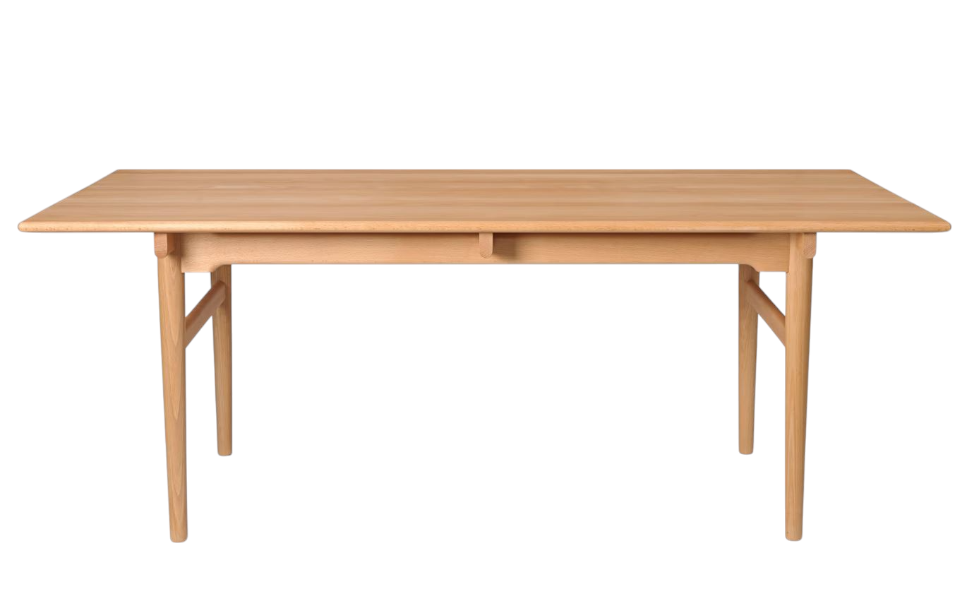 CH327 Tisch von Carl Hansen & Søn, 190 cm, aus hellem Holz.