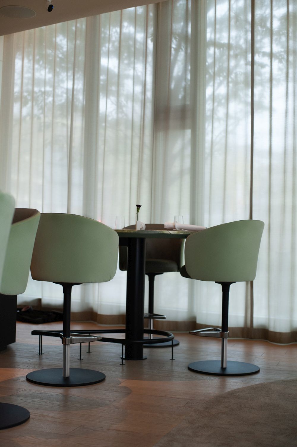 Mikado Armchair High Sessel / Barhocker Vitra
