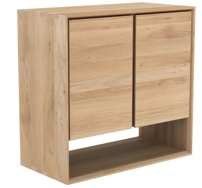 Ethnicraft Nordic Anrichte aus Eiche mit zwei Türen und offenem Fach. Massivholz Möbel.