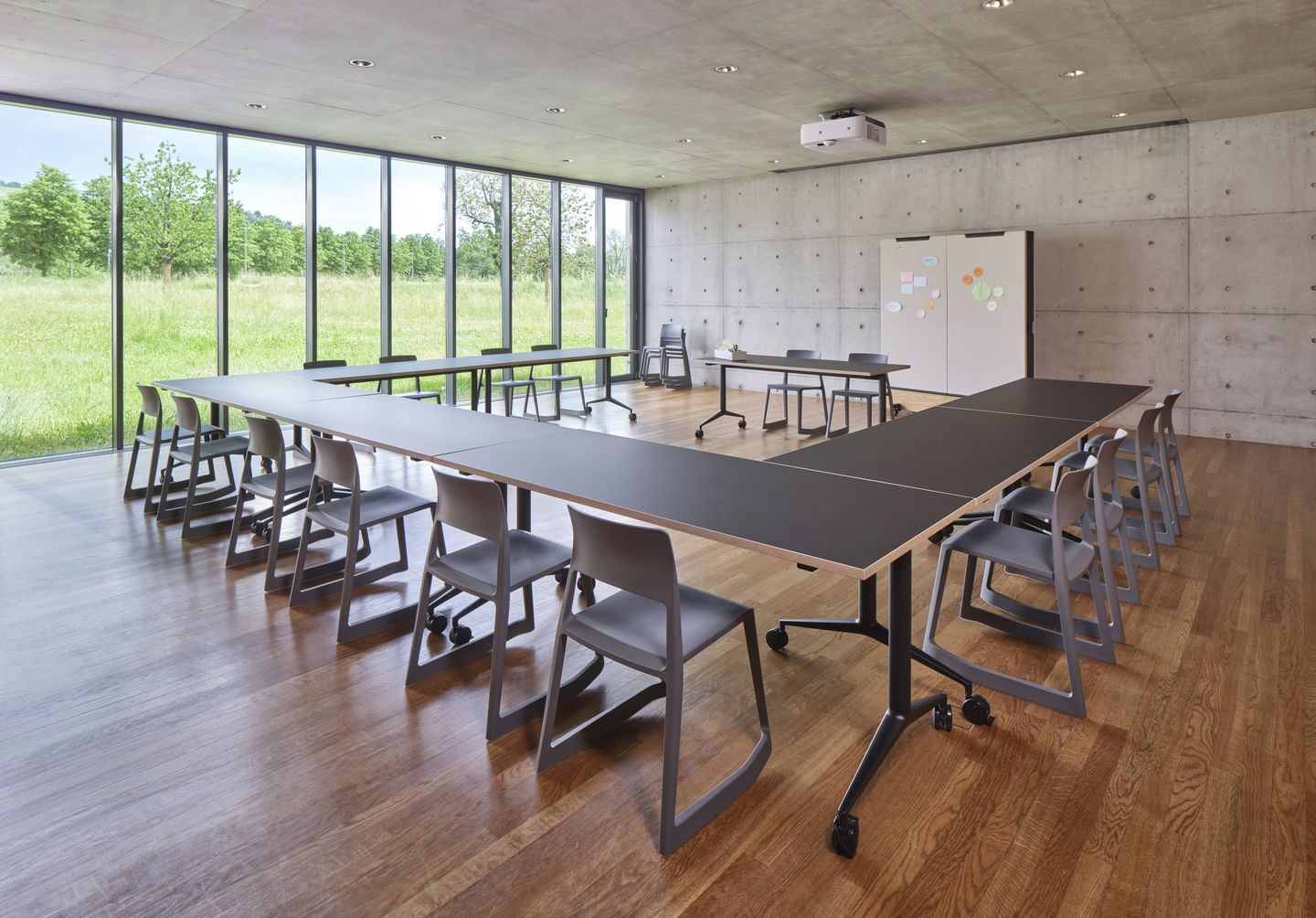 MedaMorph Folding Table Klapp-/ Arbeitstisch Vitra