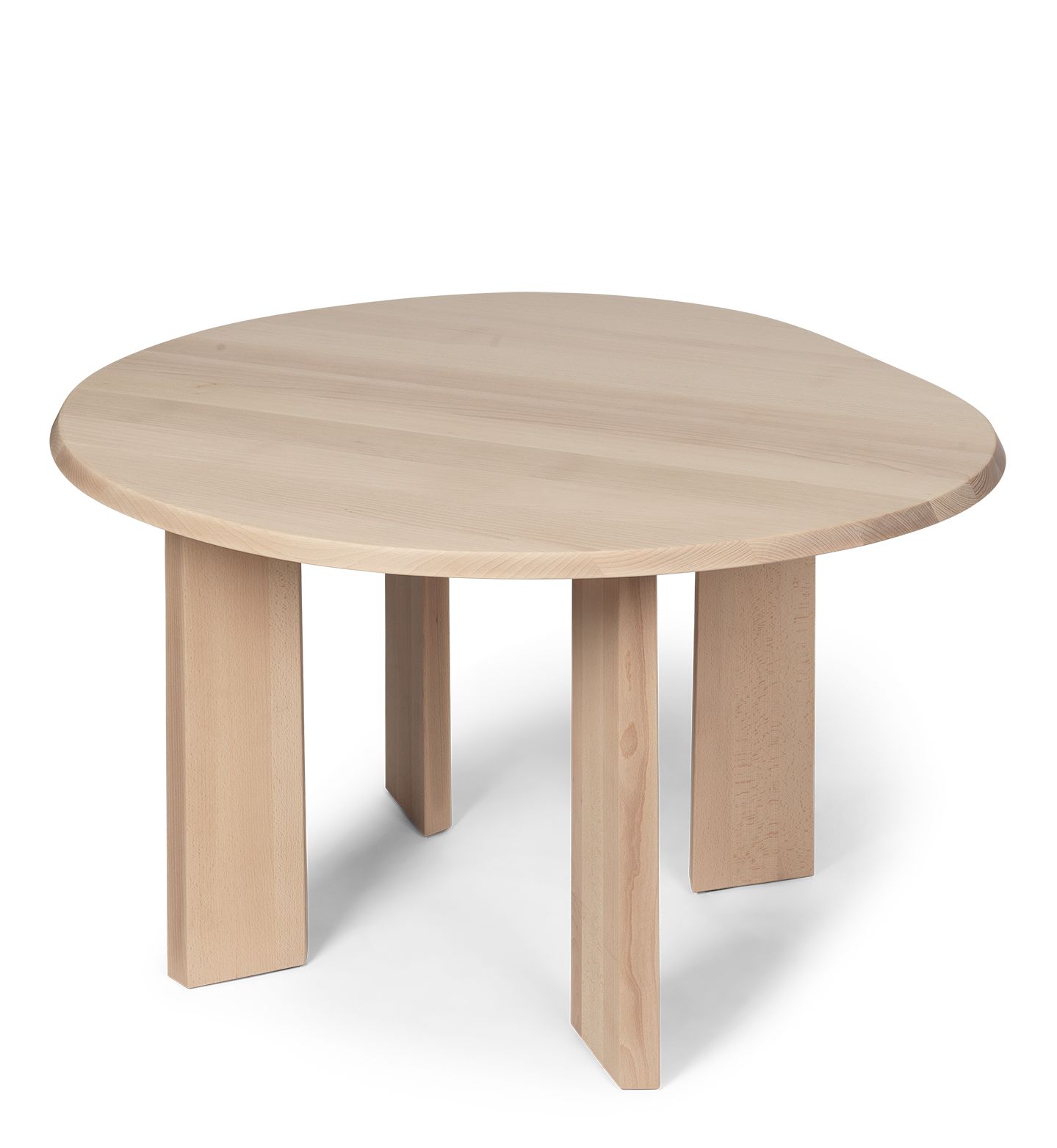 Ferm Living Tarn Esstisch aus hellem Holz, runder Holztisch mit drei Tischbeinen.