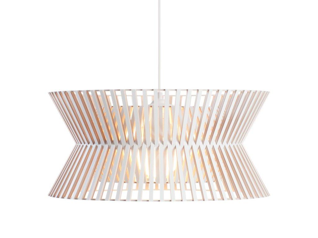 Weiße Kontro 6000 Pendelleuchte von Secto Design aus Holz, moderne Hängelampe für Wohnzimmer.