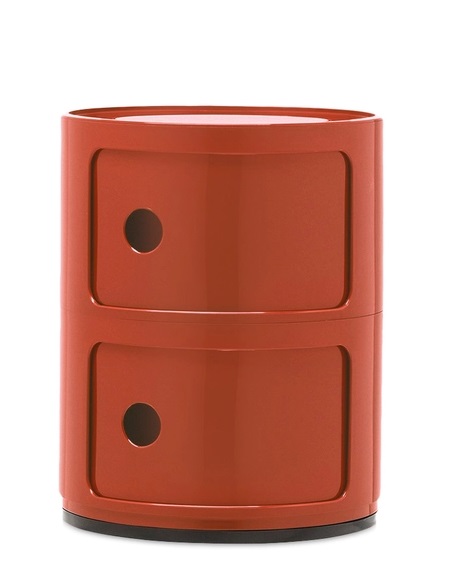 Roter Kartell Componibili Container mit zwei Elementen, runder Nachttisch aus Kunststoff.