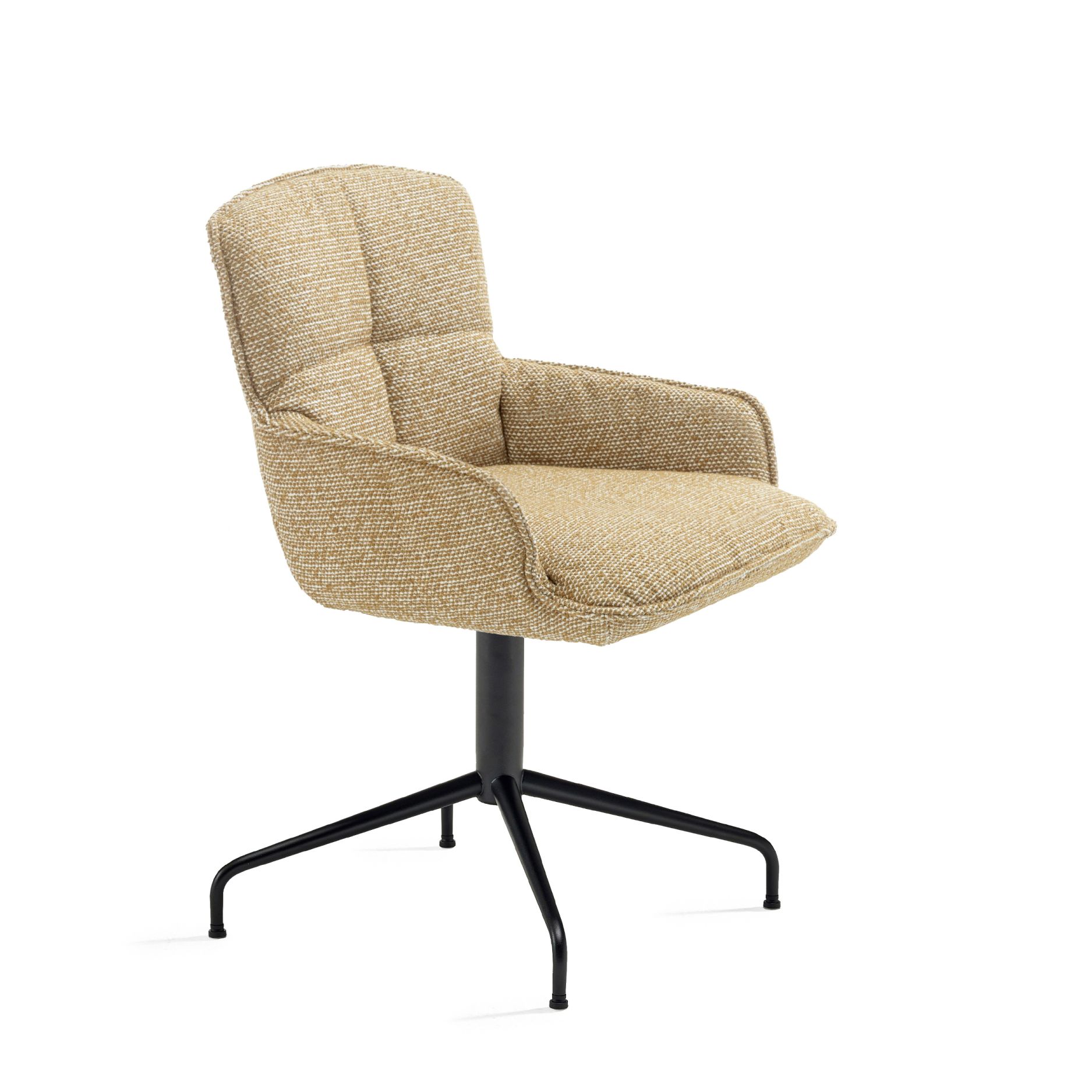 Marla Armlehnstuhl mit niedrigem Armlehnen in Beige, Freifrau Manufaktur, Drehstuhl mit schwarzem Fußkreuz.
