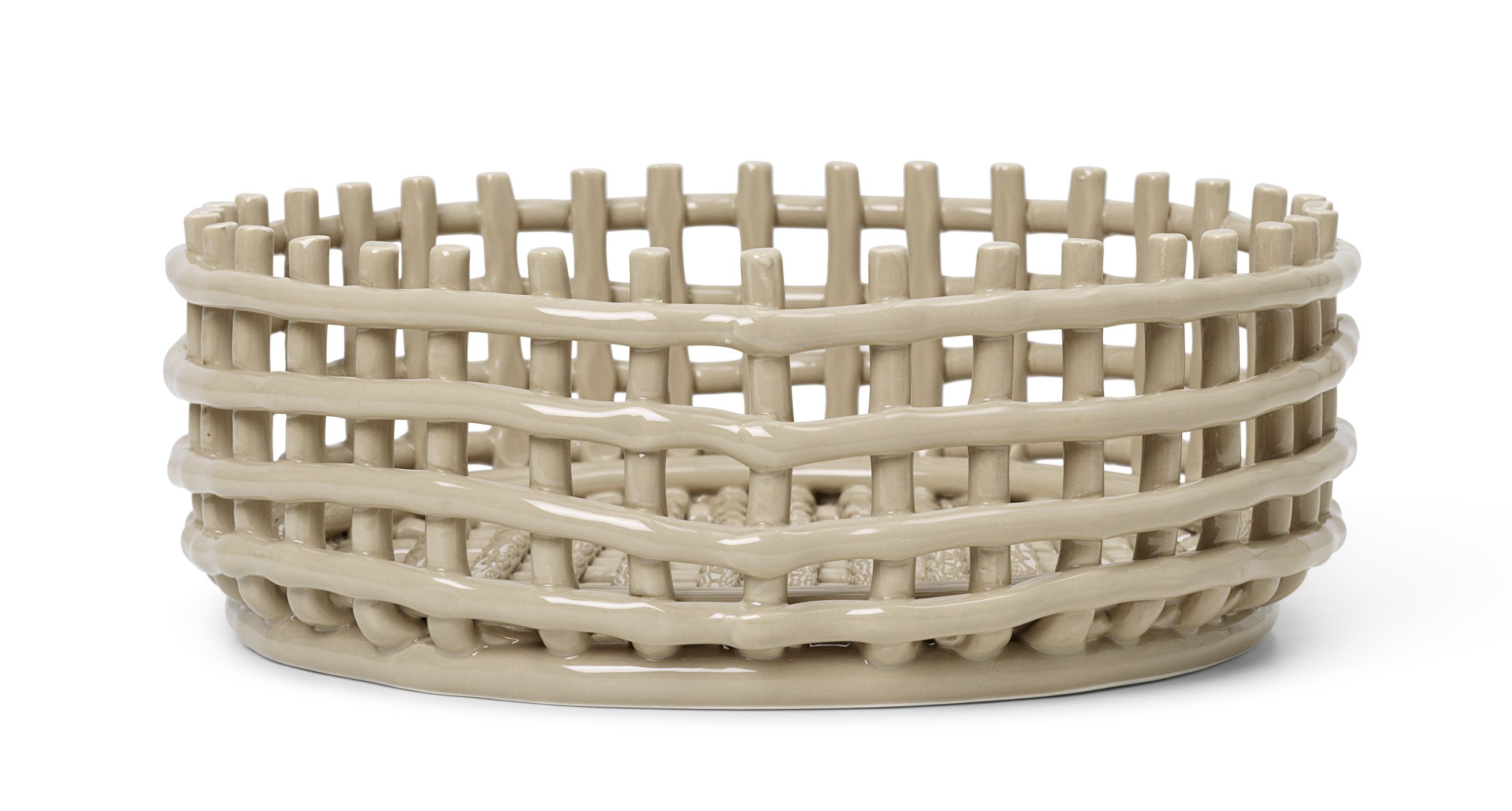 Keramik Korb "Cashmere" von Ferm Living. Dekorativer Tischkorb für Obst, Brot oder als Deko-Element.