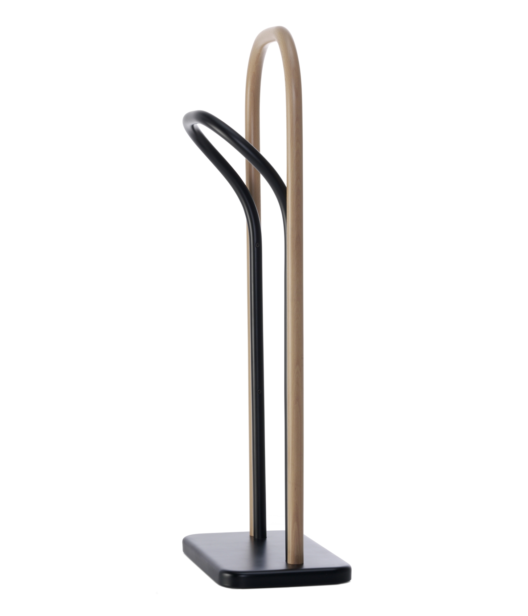 Arch Stummer Diener von Wiener GTV Design aus Holz und Metall, Garderobenständer.