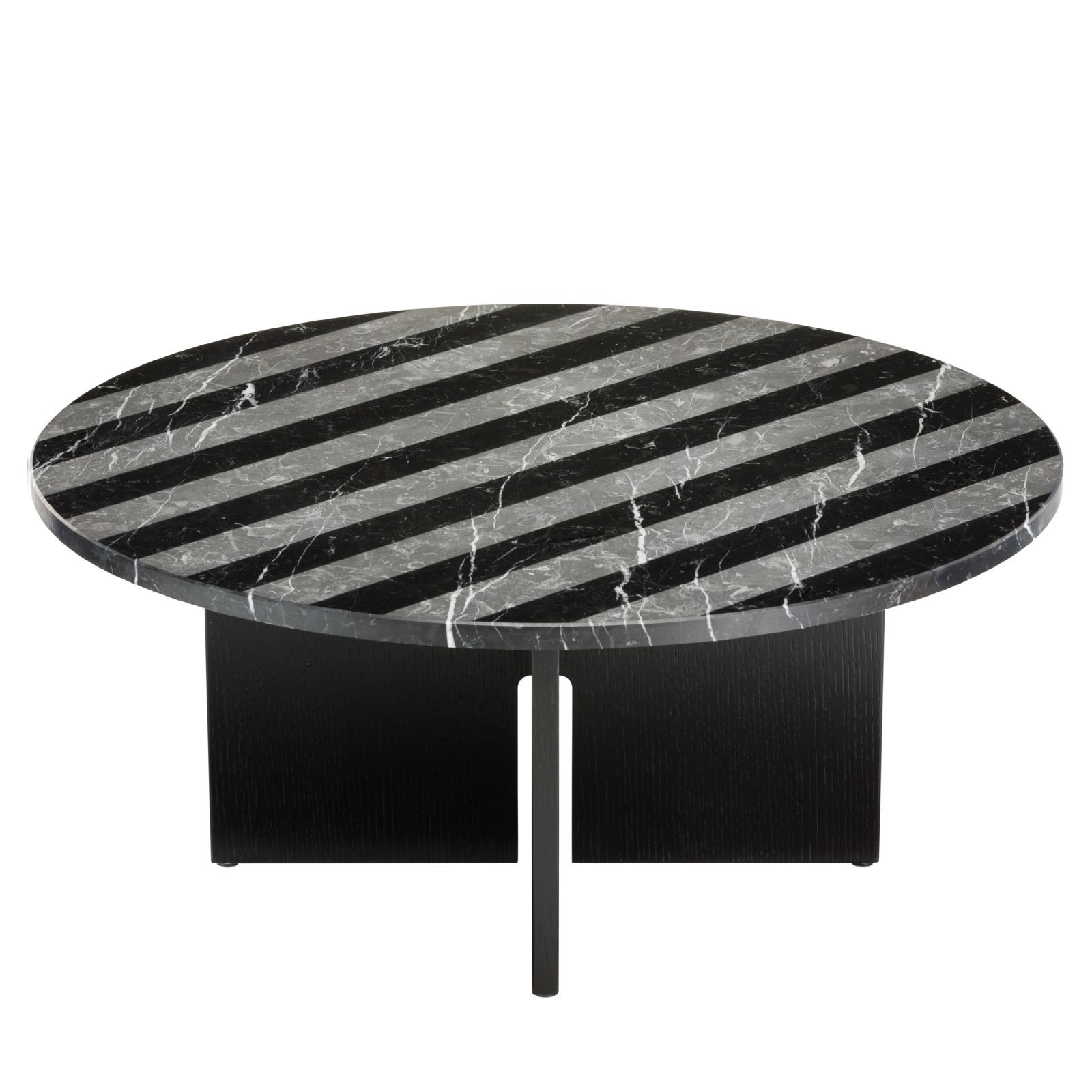 Ovaler Couchtisch "Nero Marquina" mit schwarz-weiß gestreifter Marmorplatte und schwarzem Holzfuß.